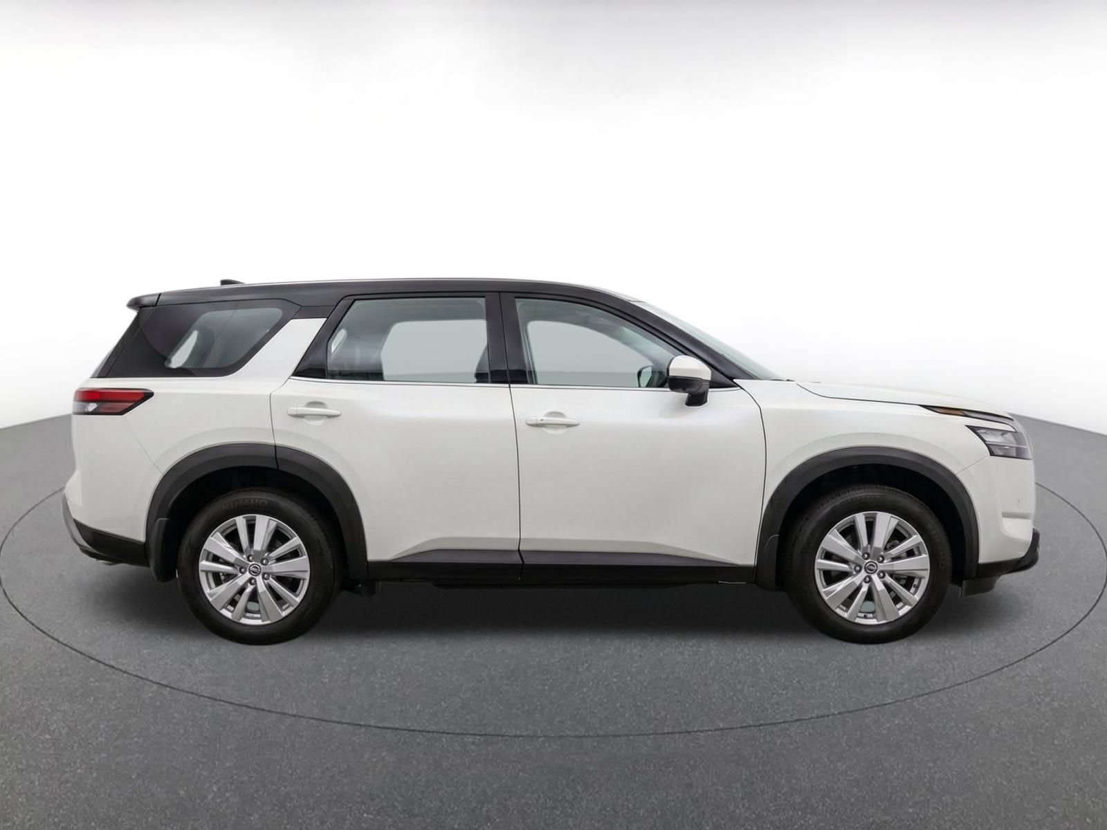 Thumbnail: 2025 Nissan Pathfinder - 10