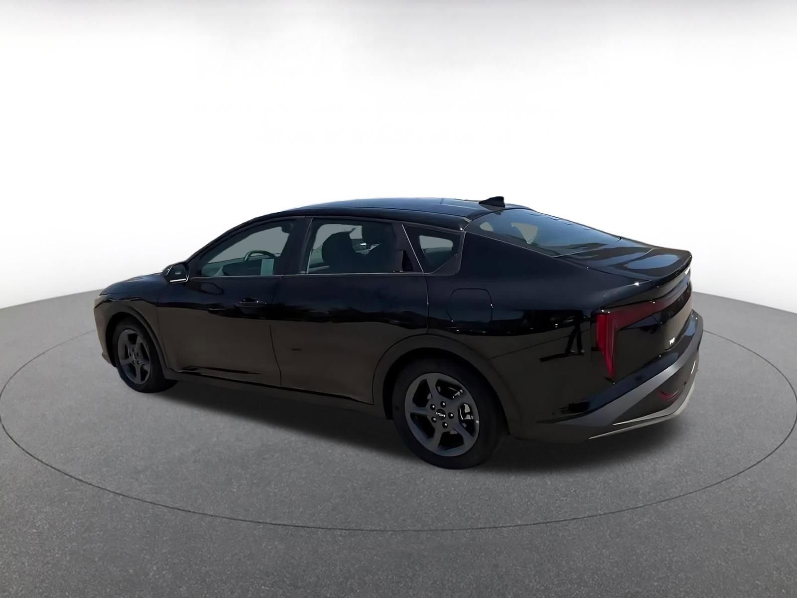 Thumbnail: 2025 Kia K4 - 10