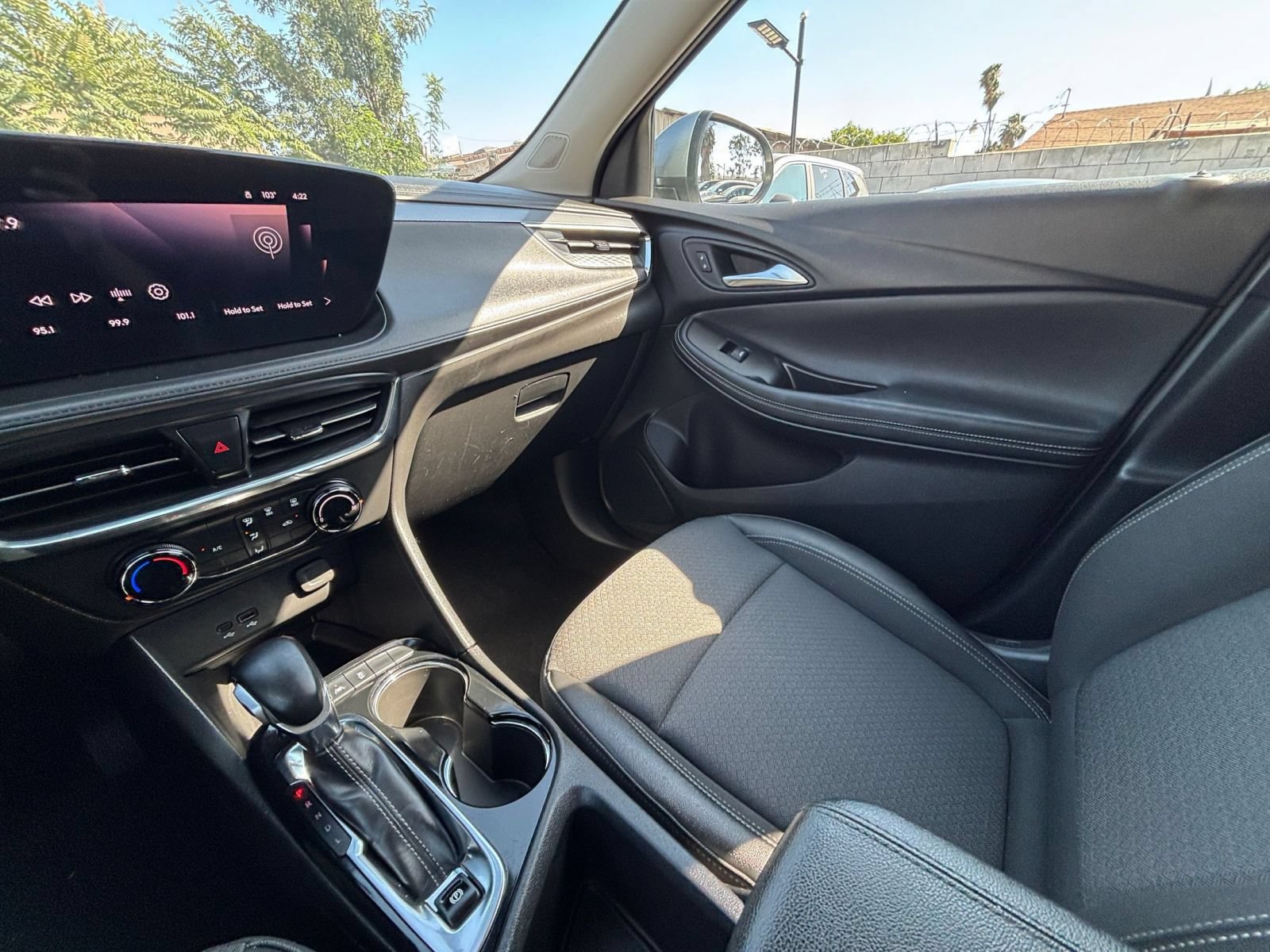 Thumbnail: 2025 Buick Encore GX - 35