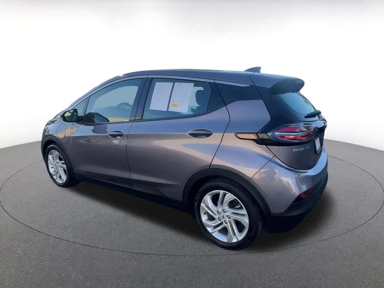 Thumbnail: 2023 Chevrolet Bolt EV - 10