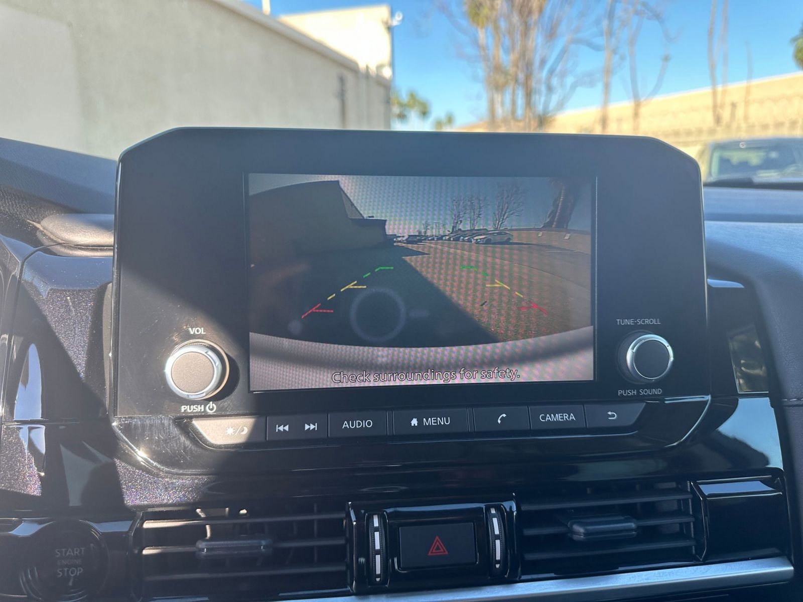 Thumbnail: 2025 Nissan Pathfinder - 25