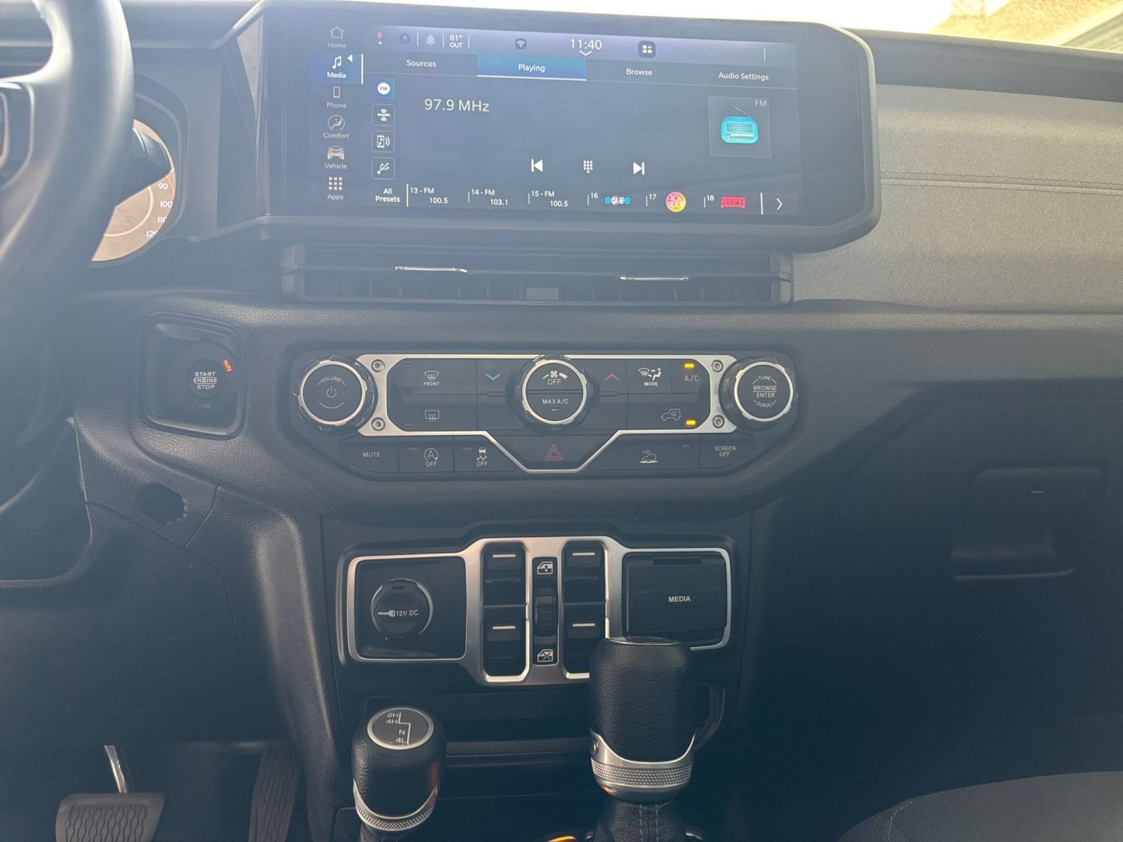 Thumbnail: 2025 Jeep Wrangler - 20