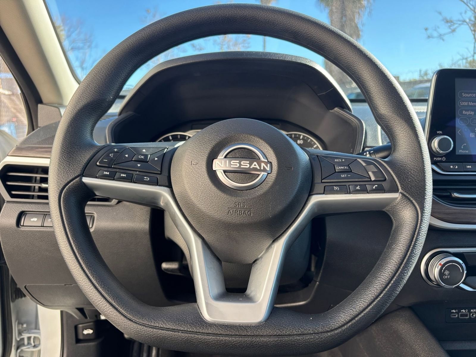 Thumbnail: 2025 Nissan Altima - 28