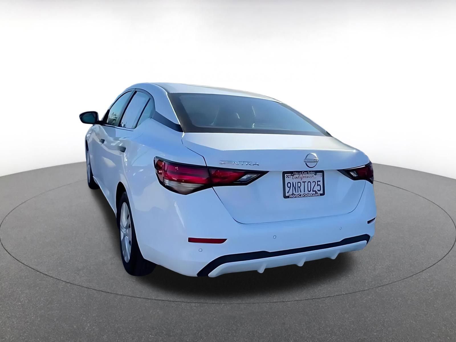 Thumbnail: 2025 Nissan Sentra - 11