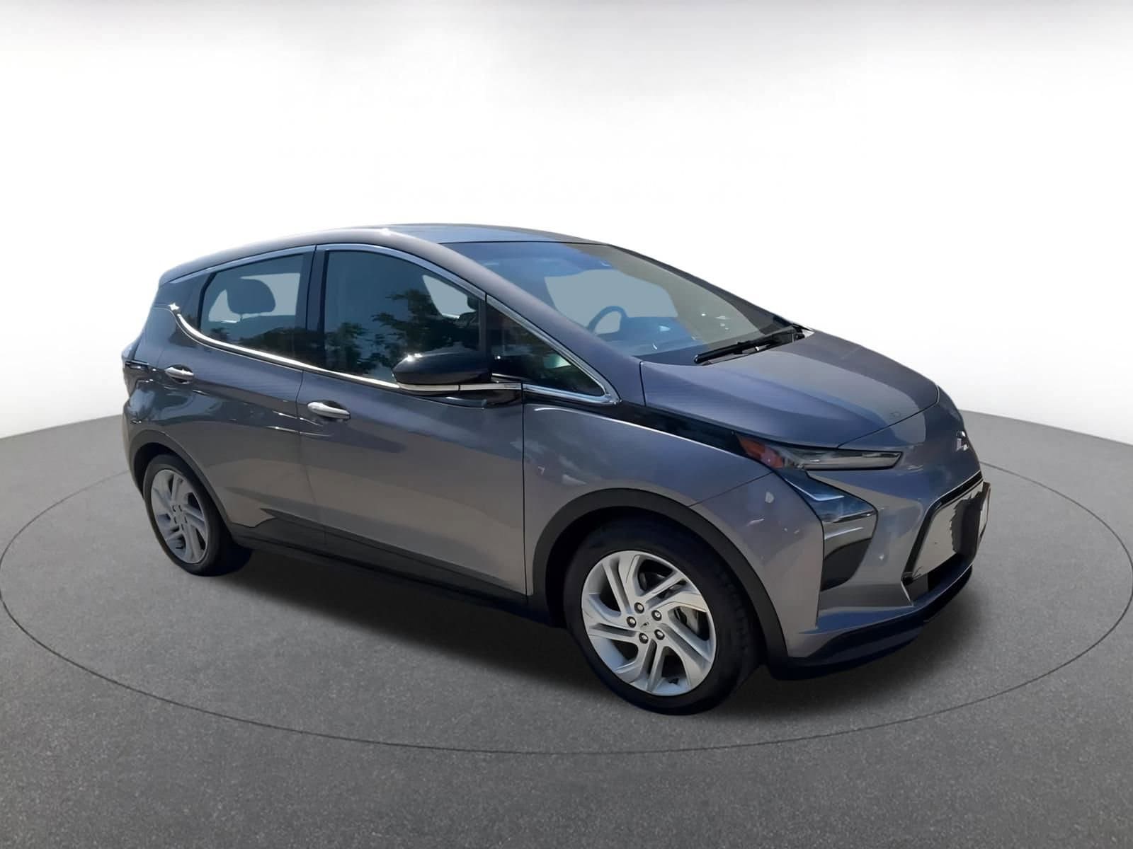 Thumbnail: 2023 Chevrolet Bolt EV - 2