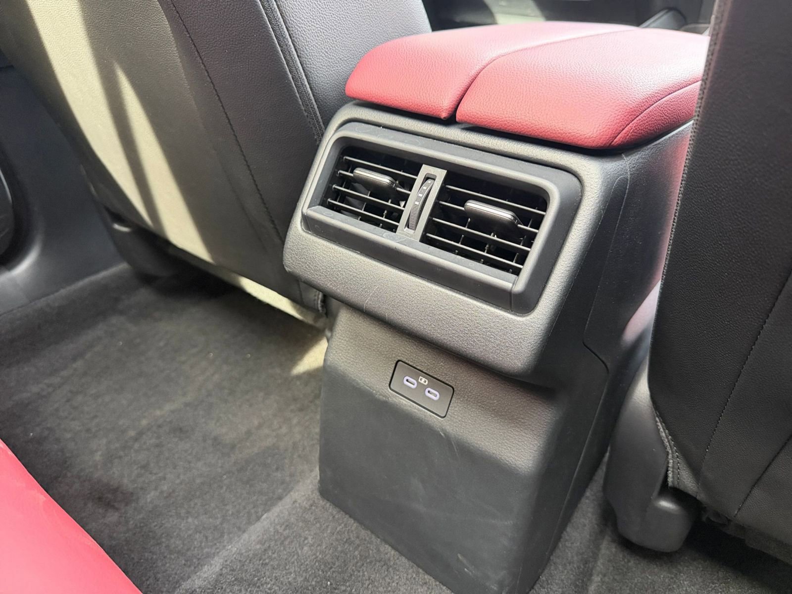 Thumbnail: 2025 Mazda CX-50 - 25