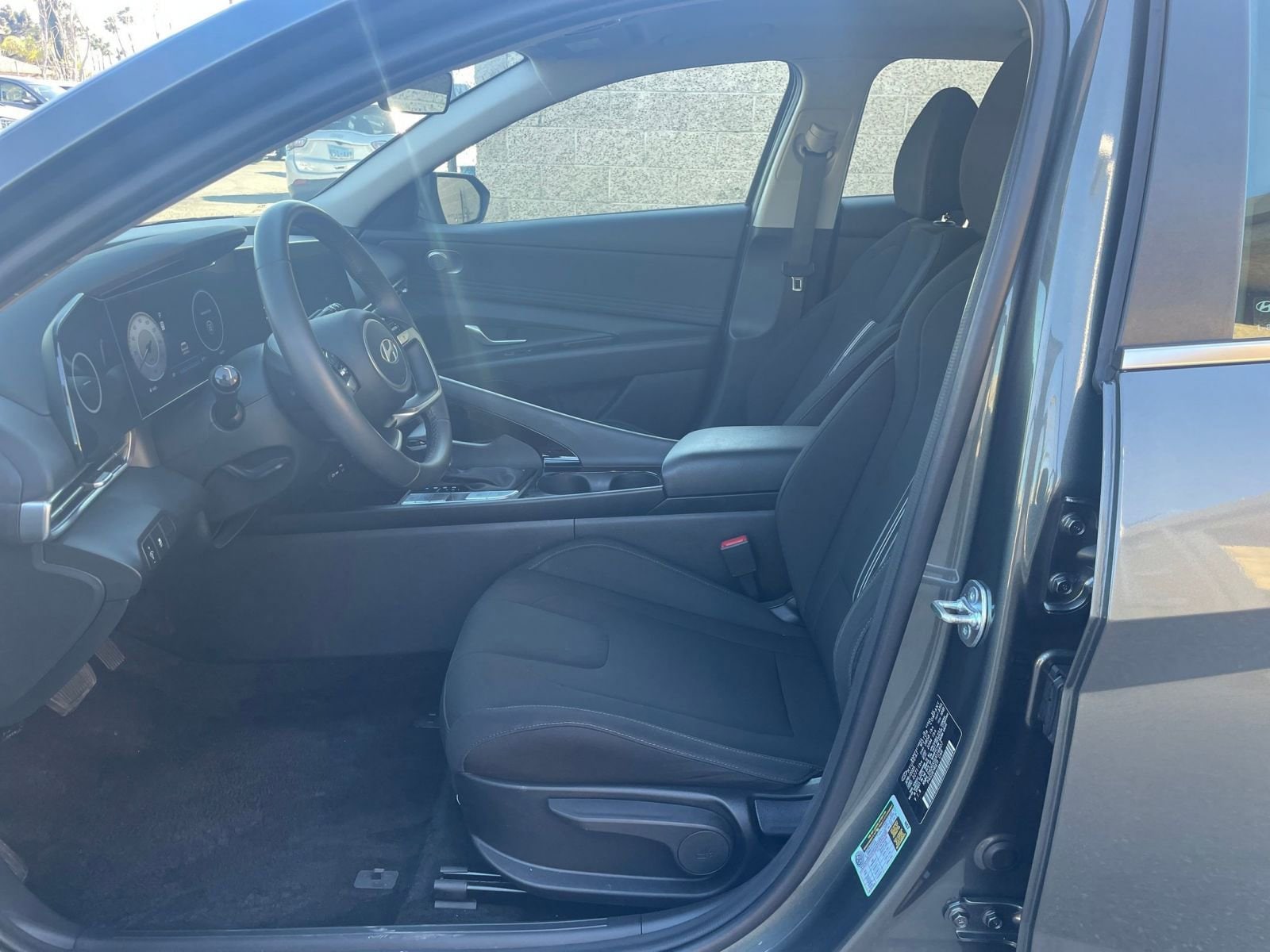 Thumbnail: 2025 Hyundai Elantra - 28