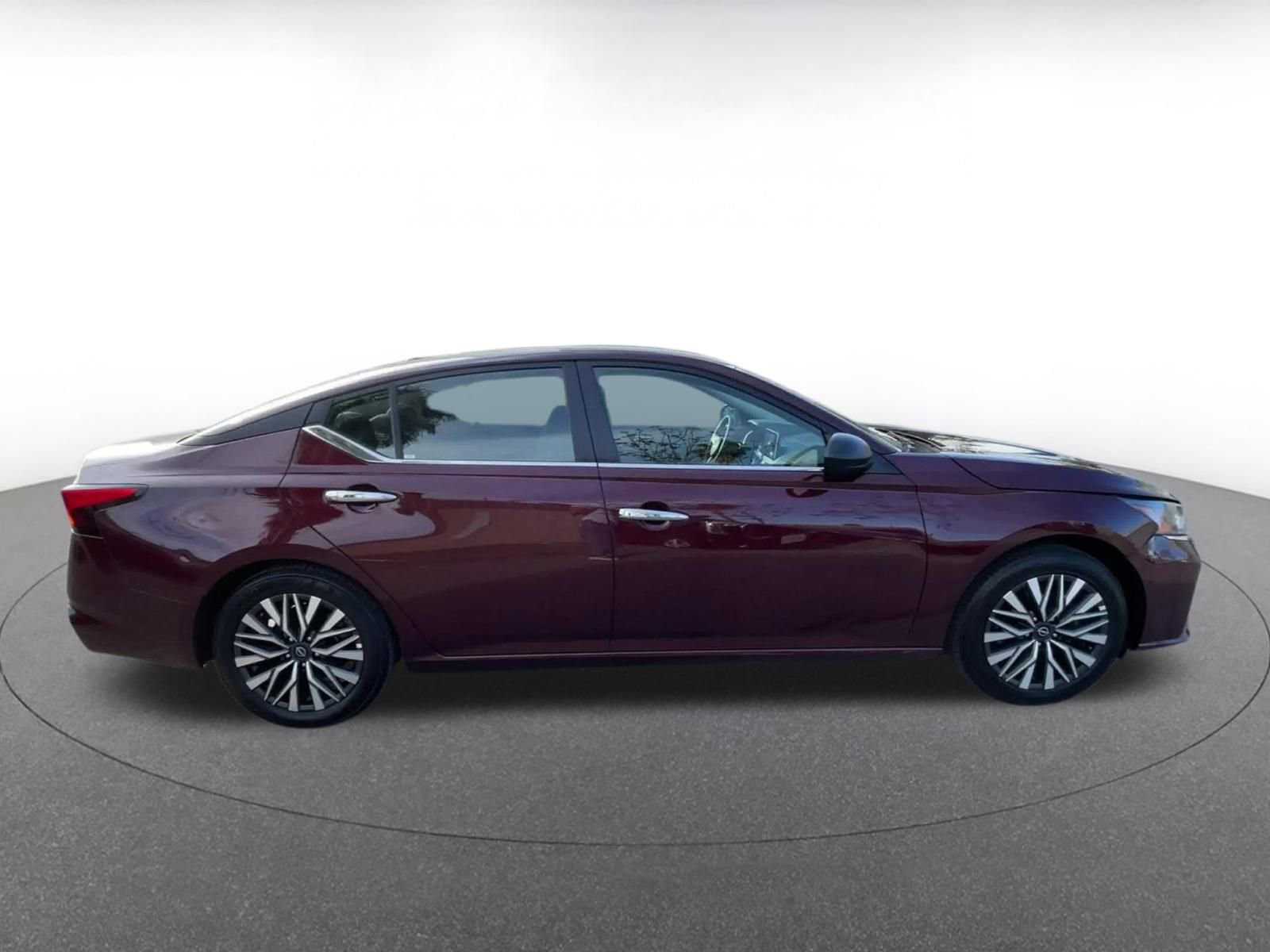 Thumbnail: 2025 Nissan Altima - 16