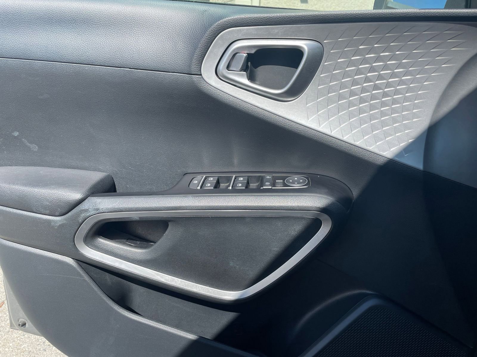 Thumbnail: 2025 Kia Soul - 18