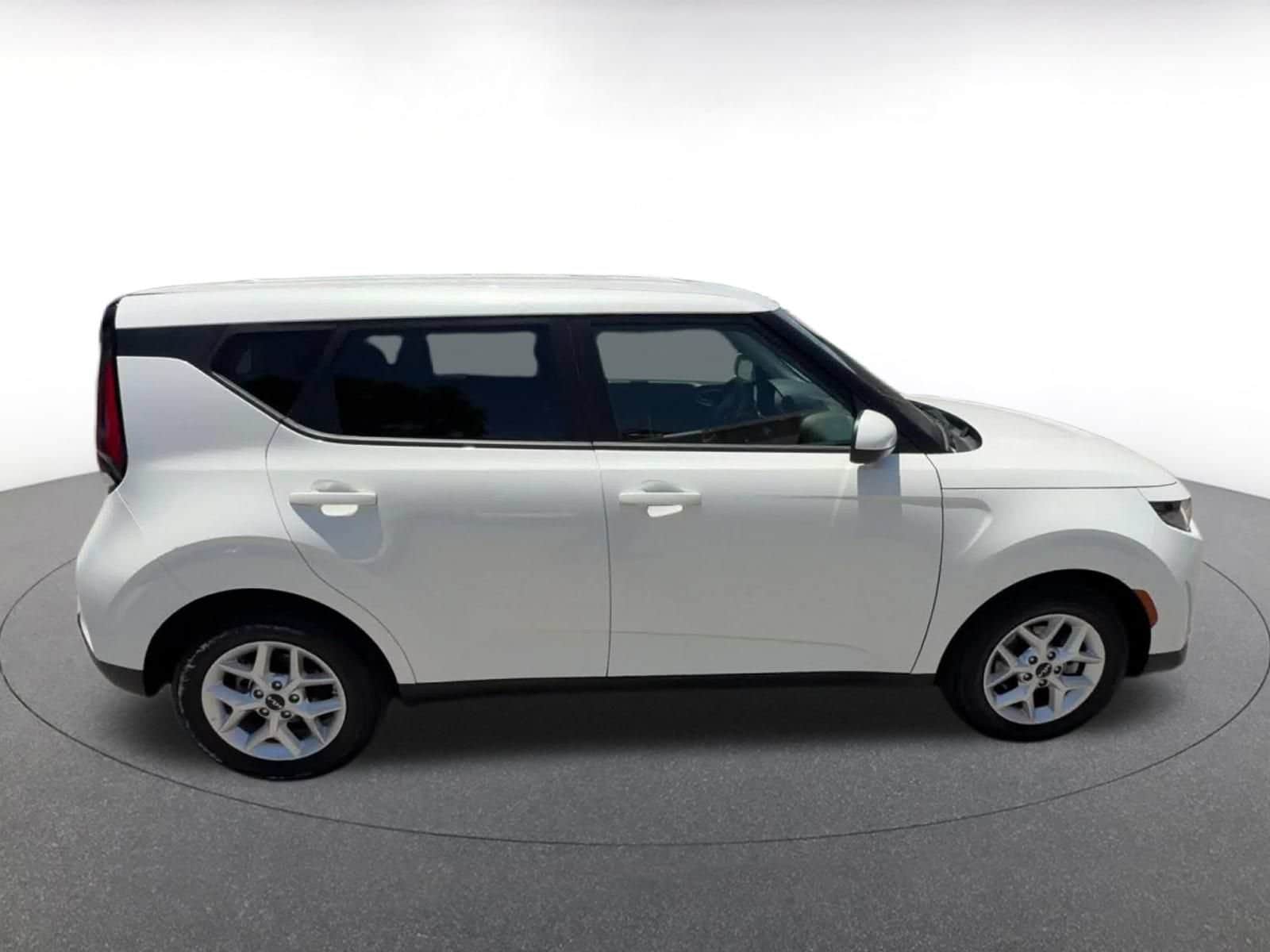 Thumbnail: 2025 Kia Soul - 16