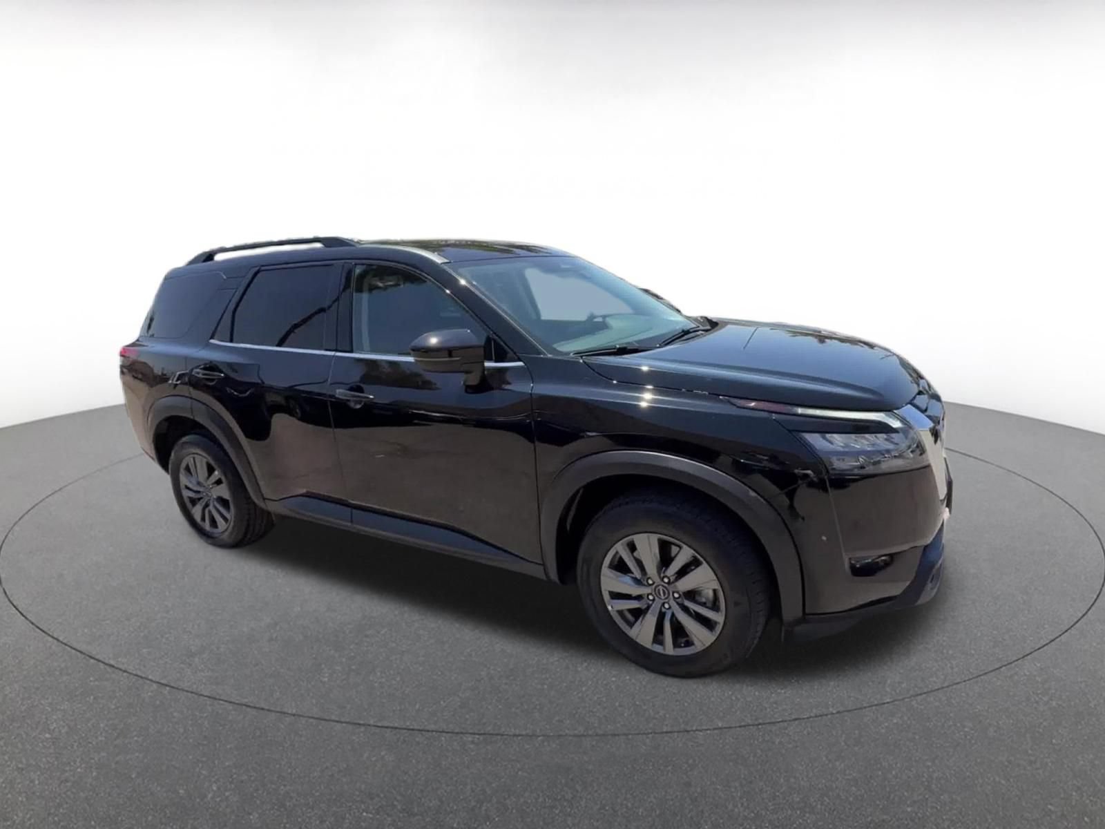 Thumbnail: 2025 Nissan Pathfinder - 2