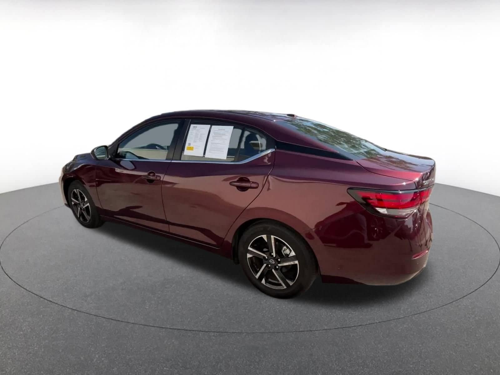 Thumbnail: 2025 Nissan Sentra - 10
