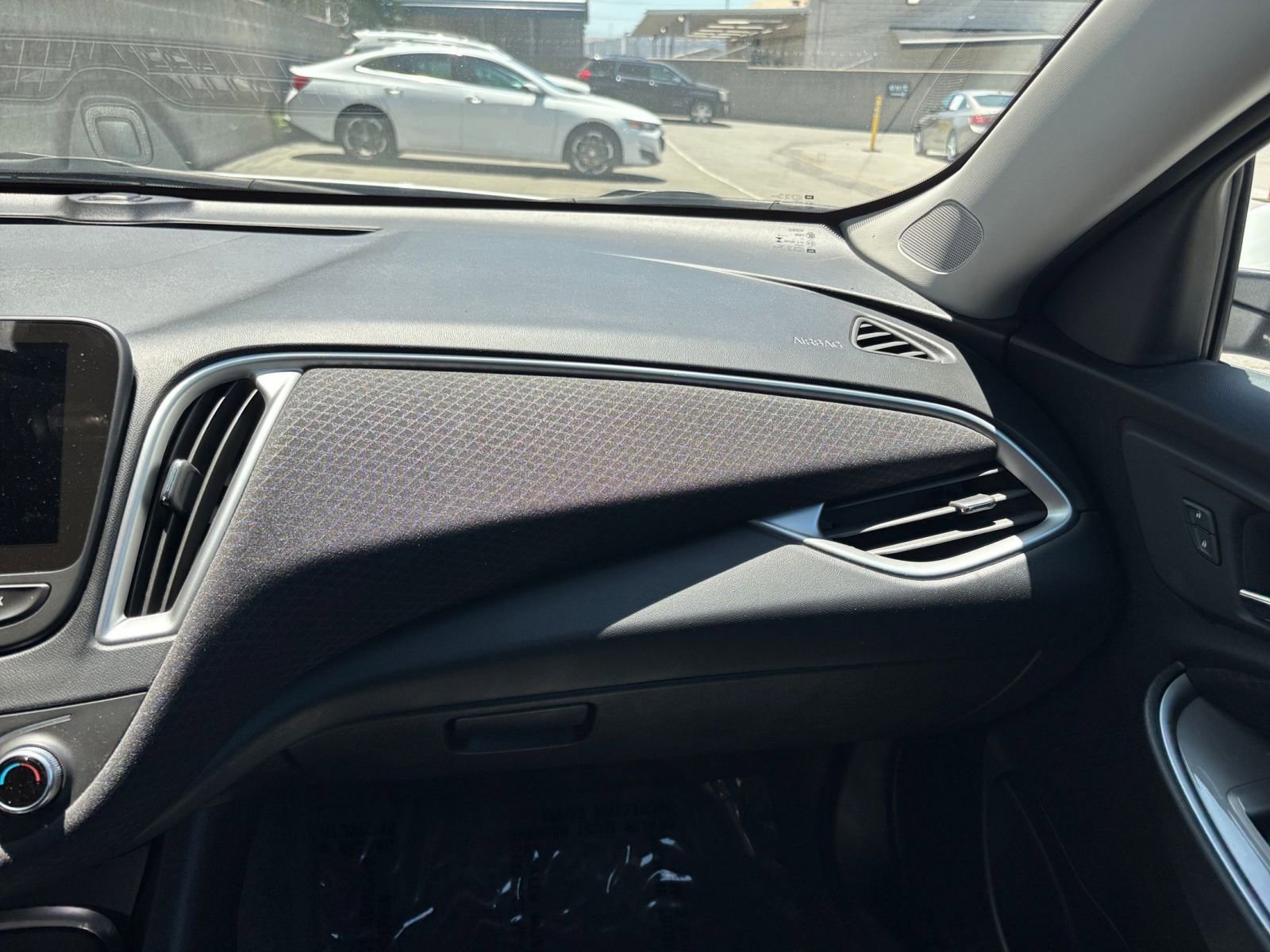 Thumbnail: 2024 Chevrolet Malibu - 35