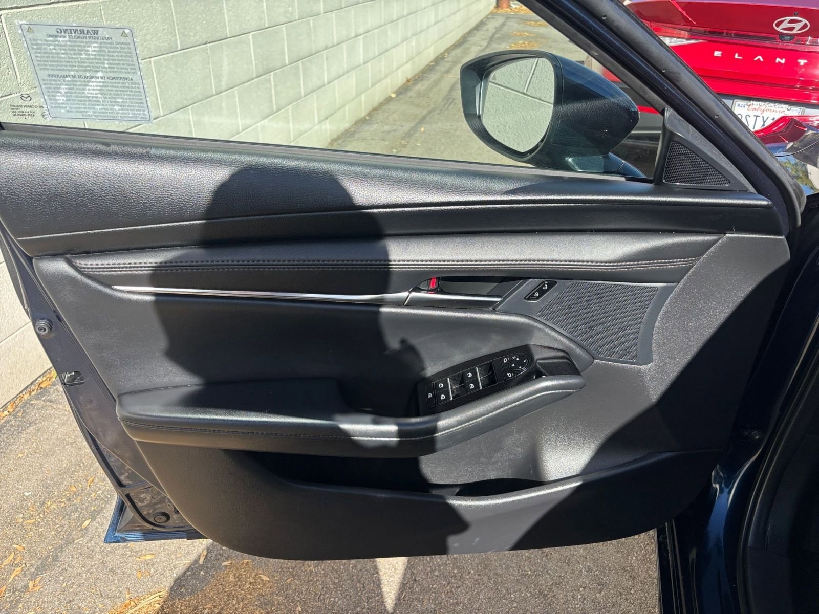 Thumbnail: 2025 Mazda Mazda3 - 20