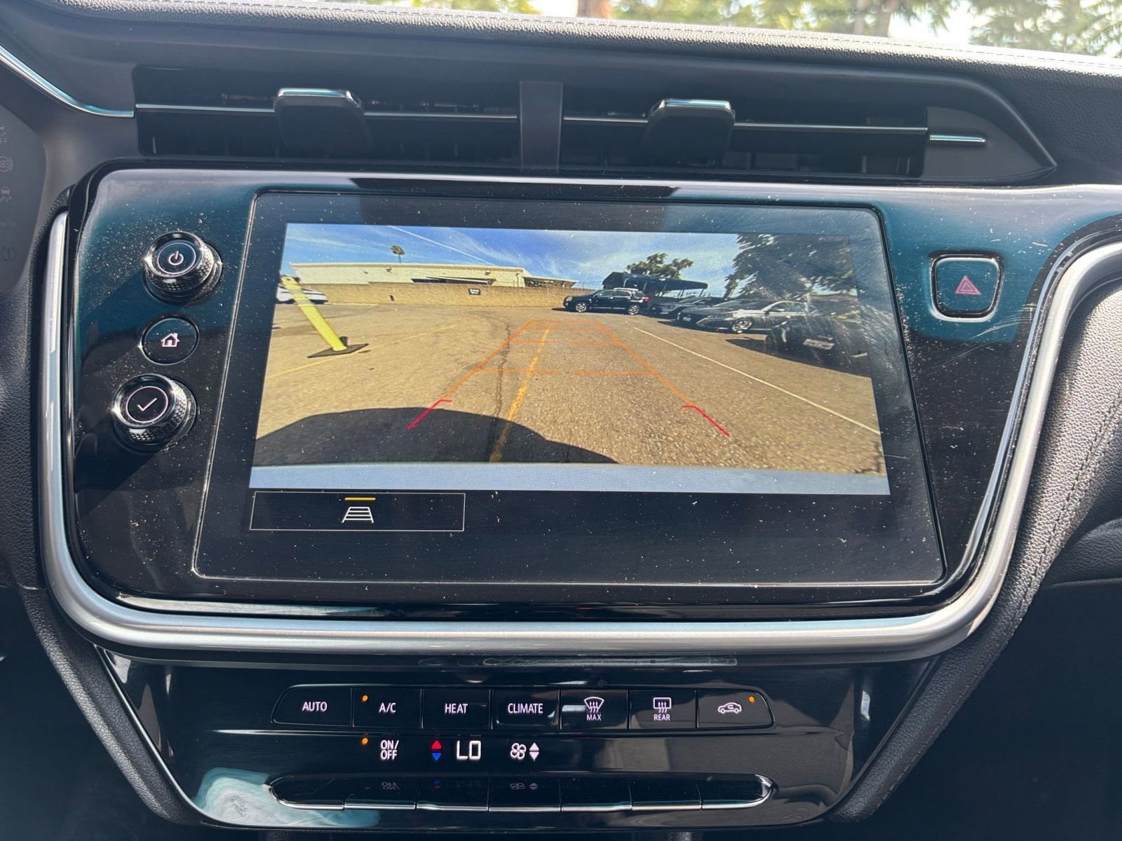 Thumbnail: 2023 Chevrolet Bolt EV - 17