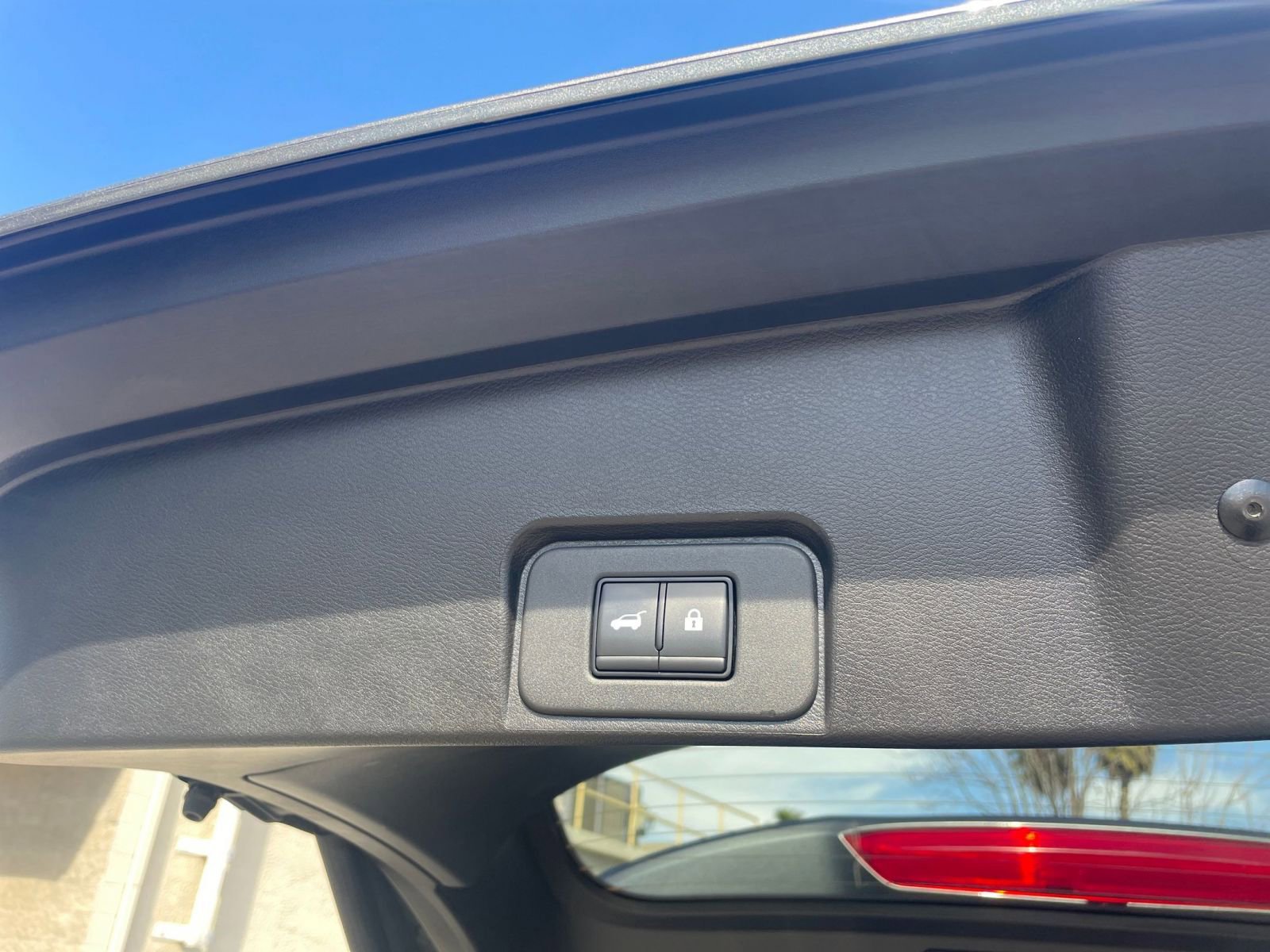 Thumbnail: 2025 Nissan Rogue - 23