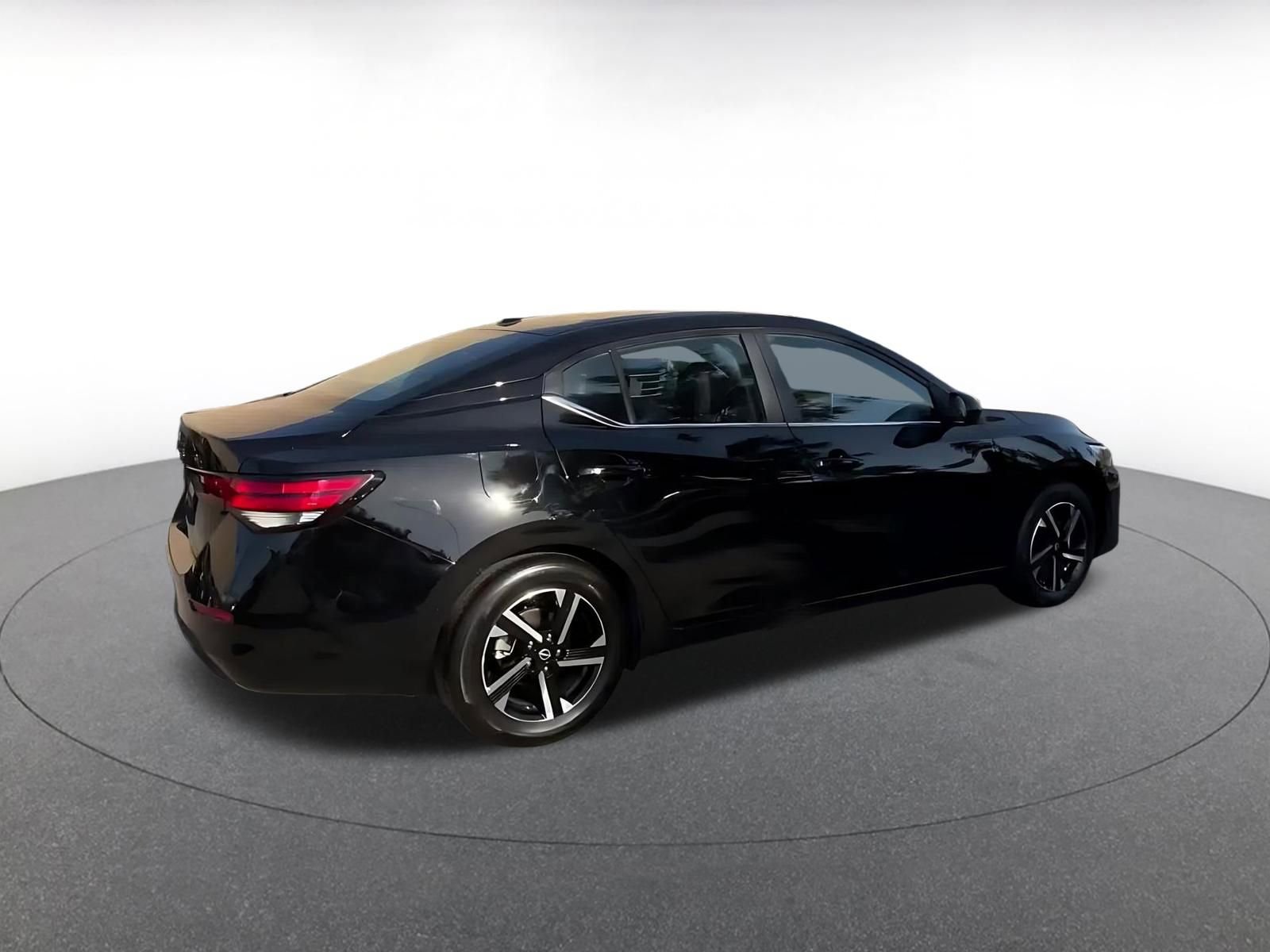 Thumbnail: 2025 Nissan Sentra - 14