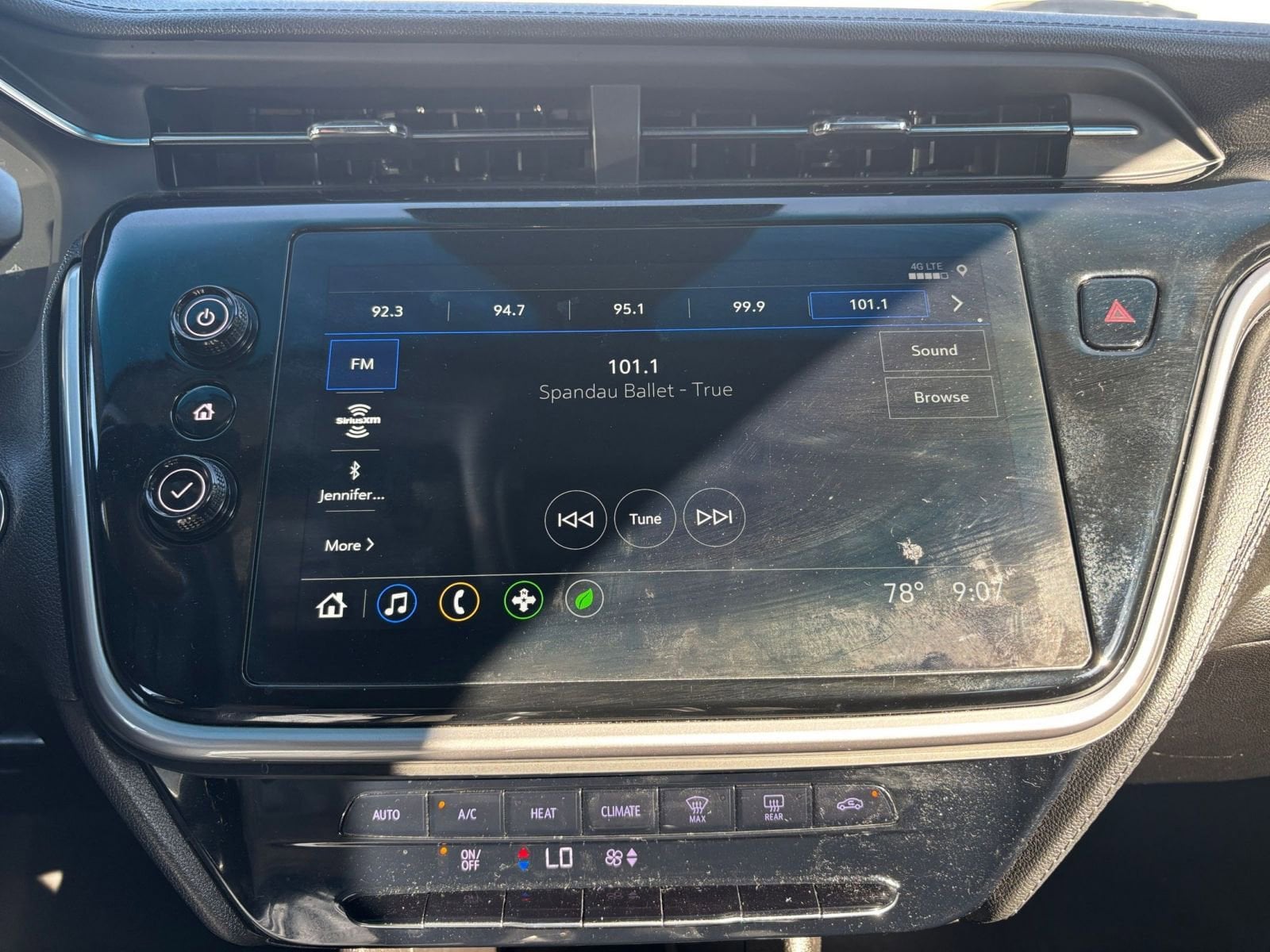 Thumbnail: 2023 Chevrolet Bolt EV - 25
