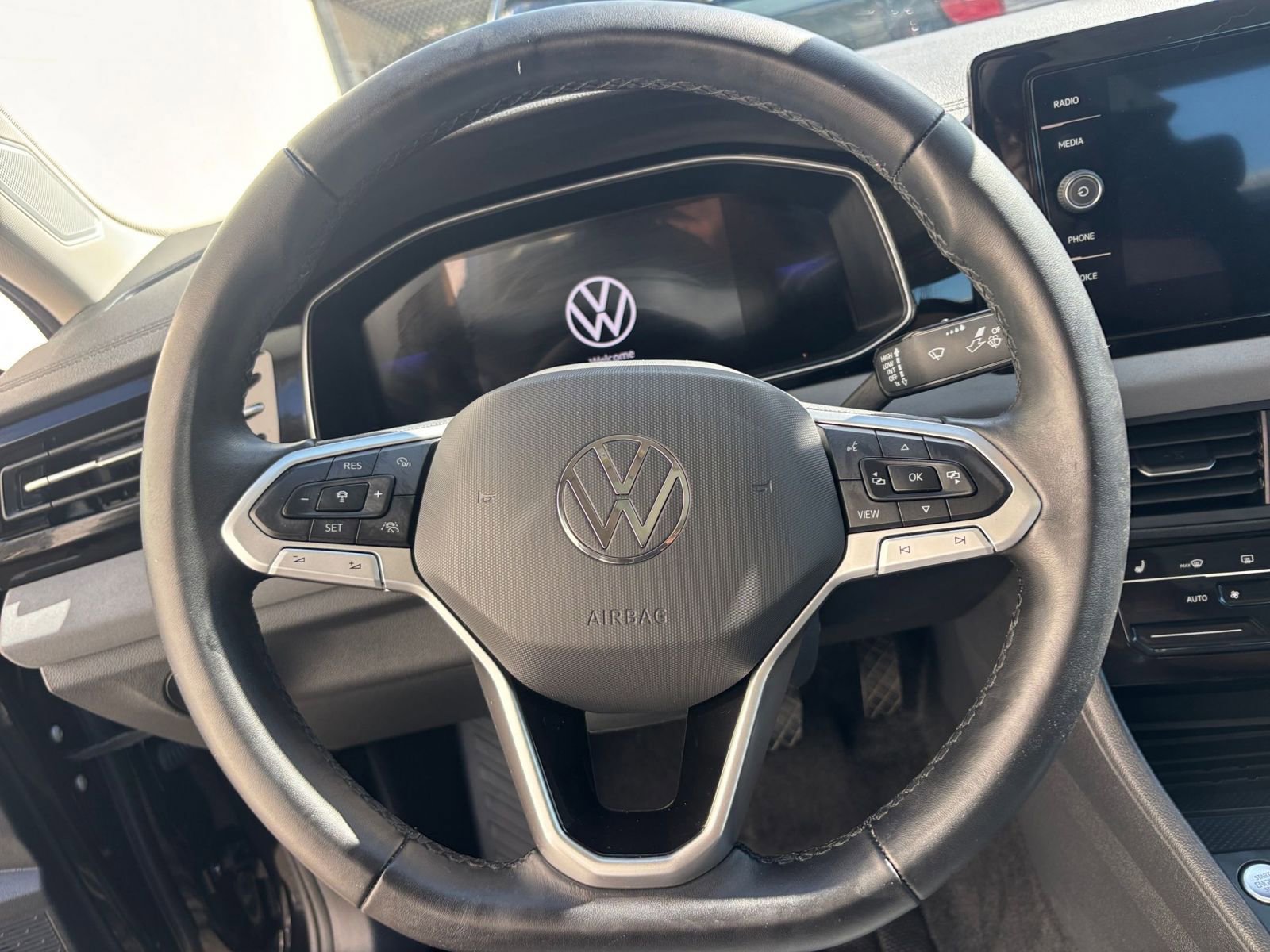 Thumbnail: 2025 Volkswagen Jetta - 28