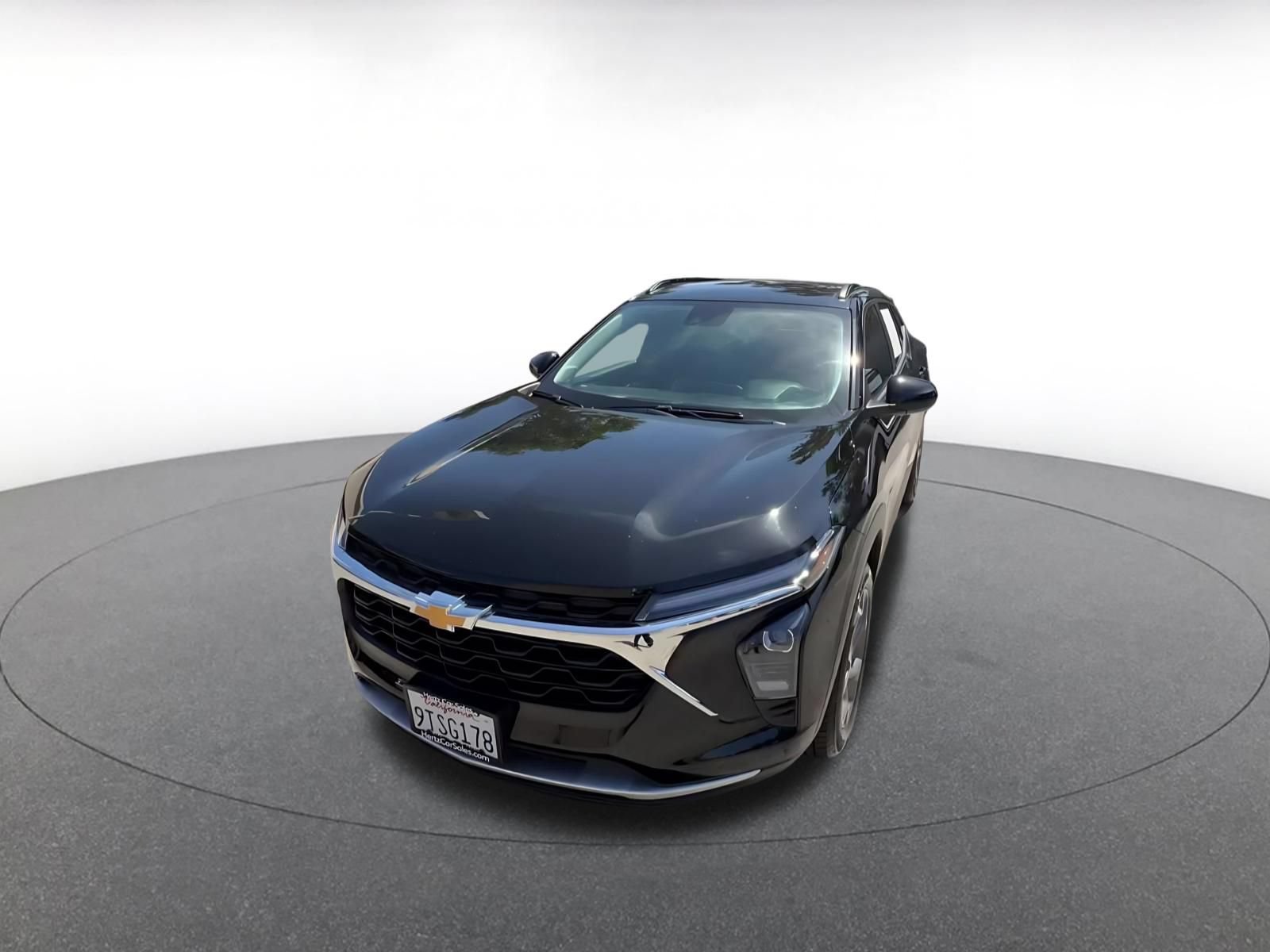 Thumbnail: 2025 Chevrolet Trax - 6