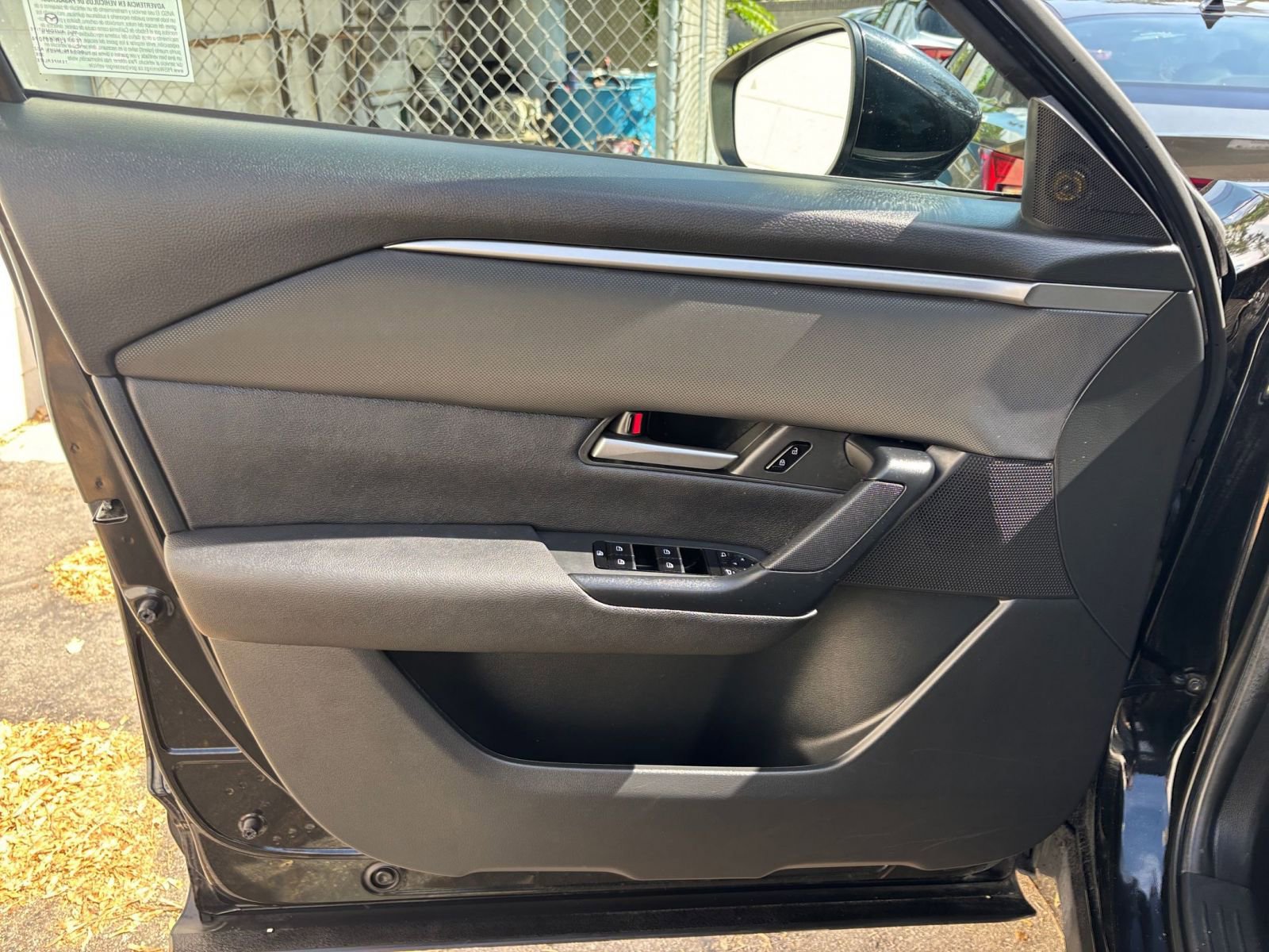 Thumbnail: 2025 Mazda CX-50 - 20