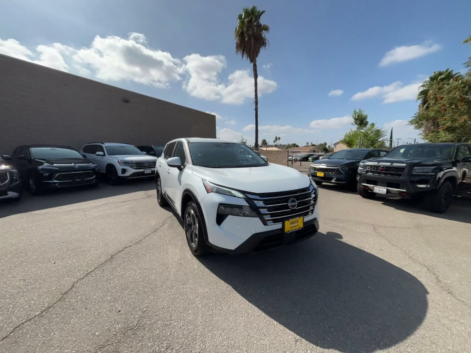 Thumbnail: 2025 Nissan Rogue - 3