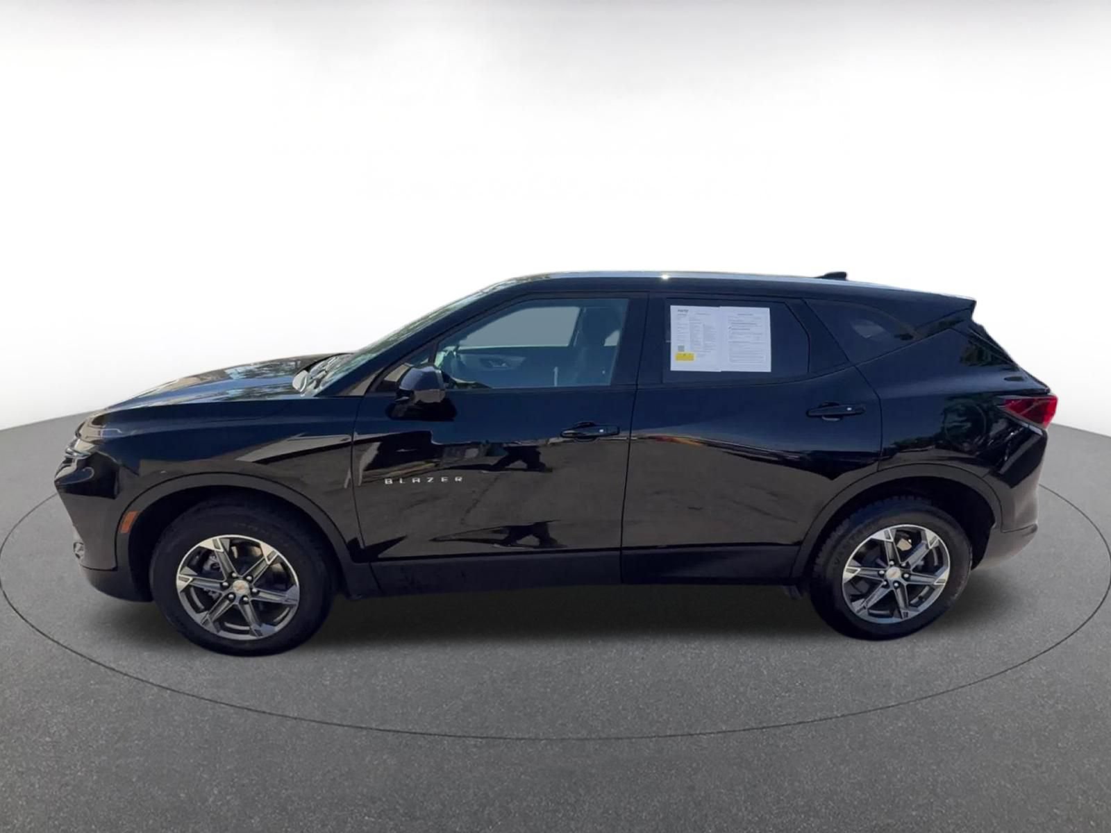 Thumbnail: 2025 Chevrolet Blazer - 9
