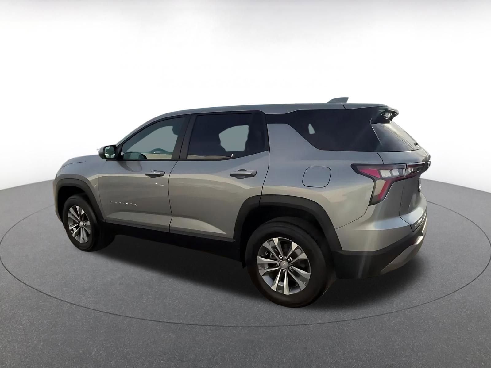 Thumbnail: 2025 Chevrolet Equinox - 10