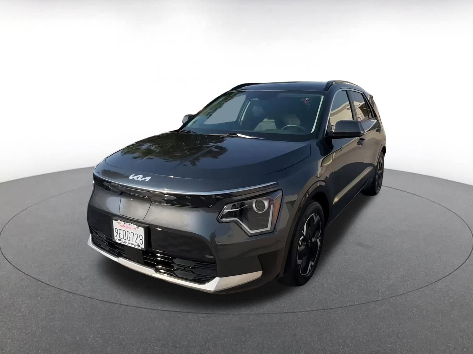 Thumbnail: 2023 Kia Niro - 6