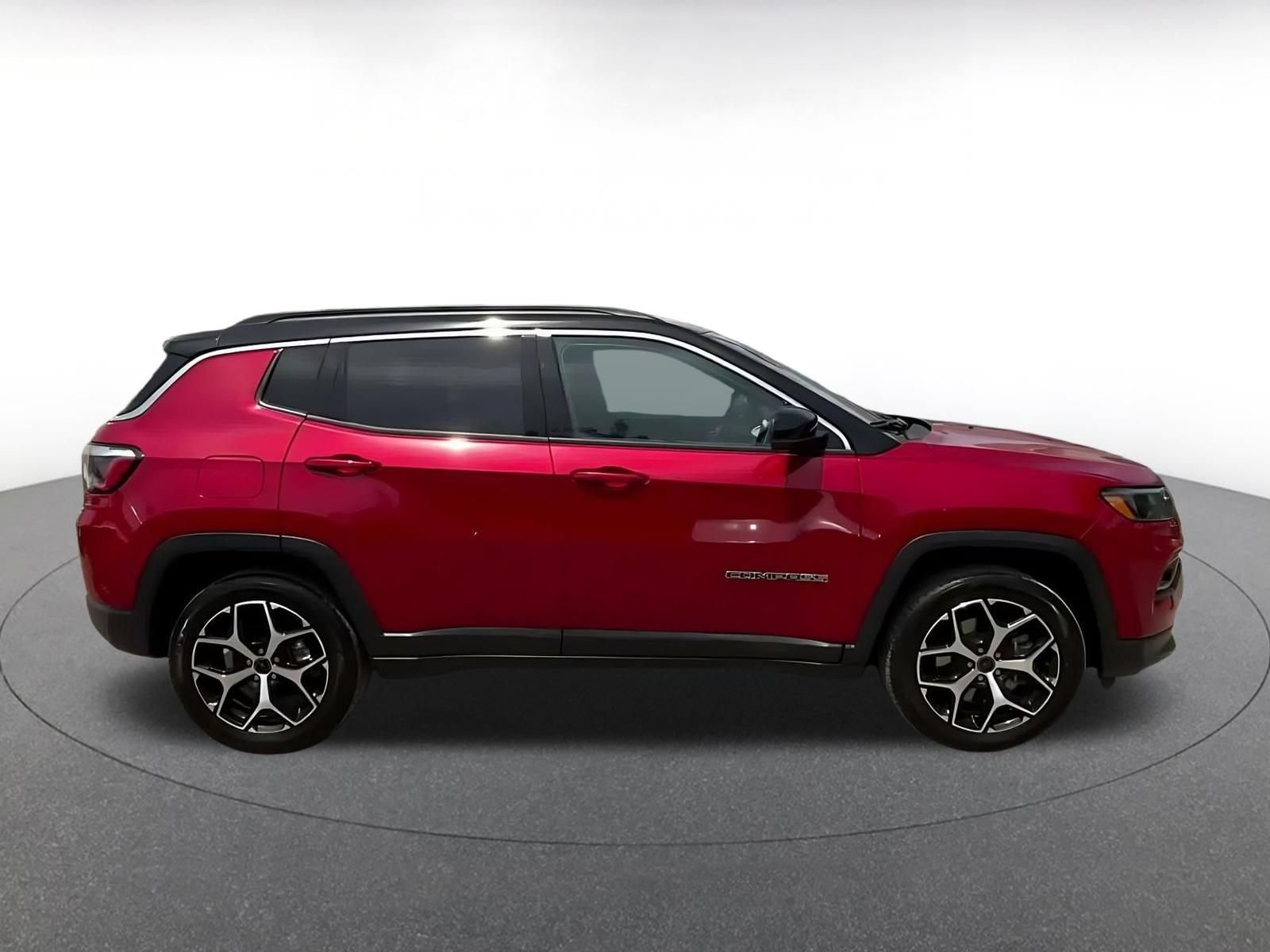 Thumbnail: 2025 Jeep Compass - 13
