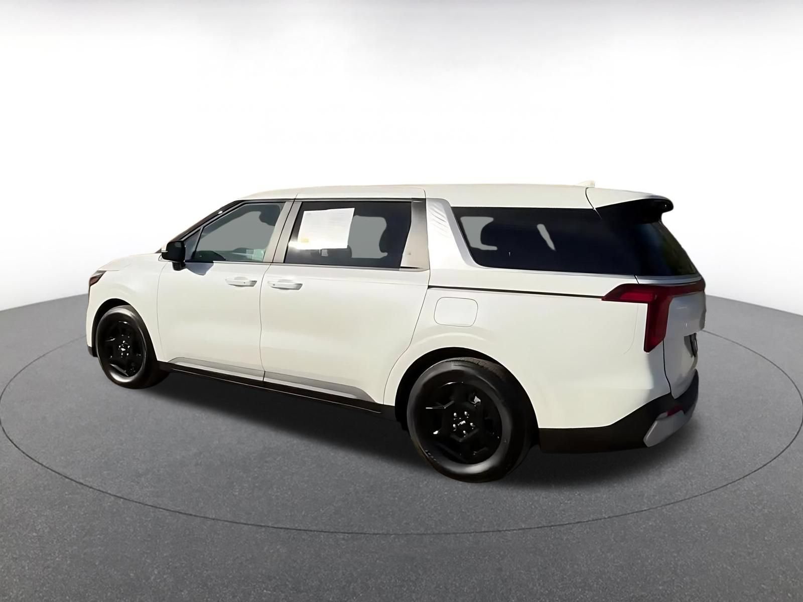 Thumbnail: 2026 Kia Carnival - 10