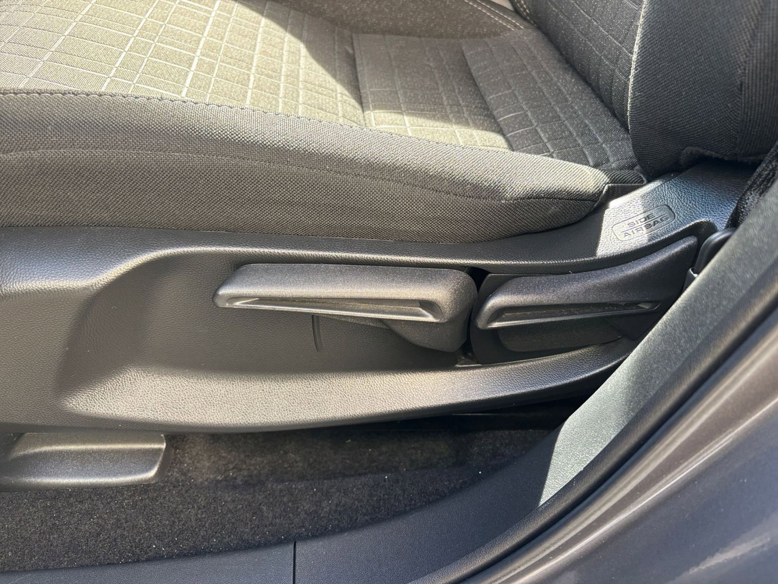 Thumbnail: 2025 Honda HR-V - 23