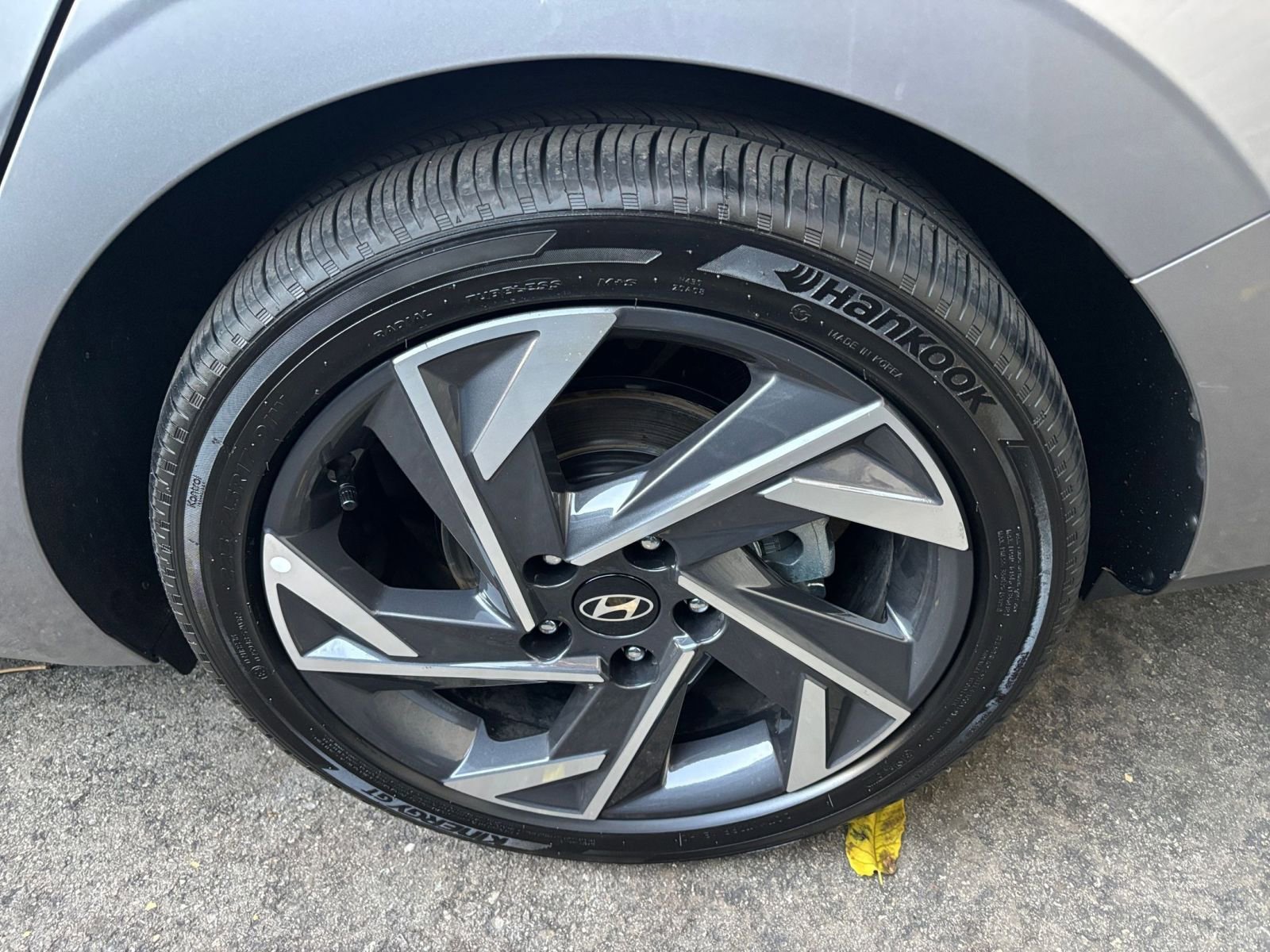 Thumbnail: 2025 Hyundai Elantra - 30