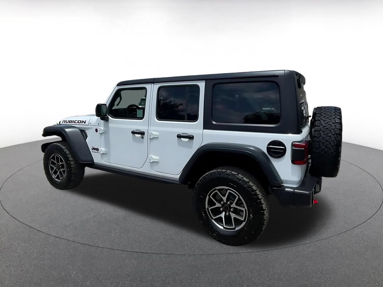 Thumbnail: 2025 Jeep Wrangler - 9