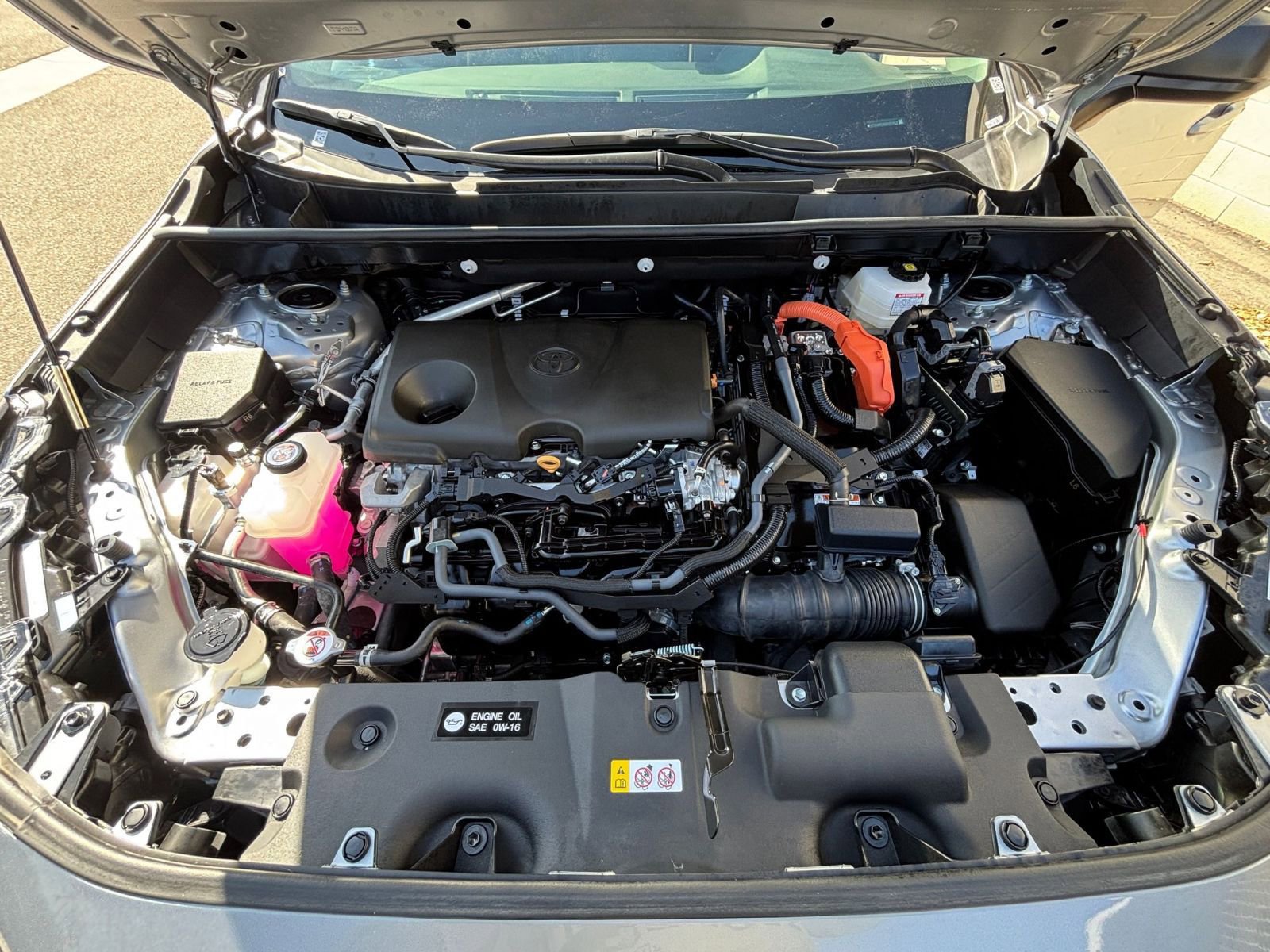 Thumbnail: 2025 Toyota RAV4 - 32