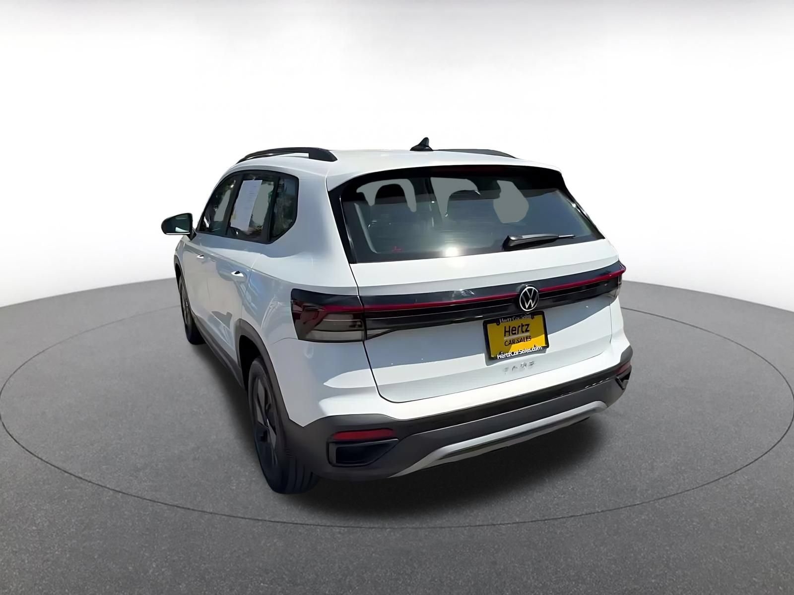 Thumbnail: 2026 Volkswagen Taos - 10