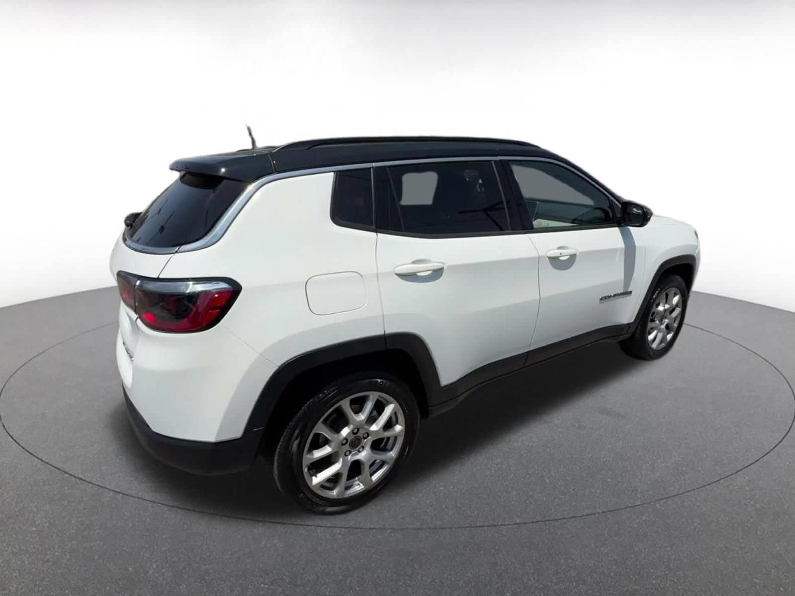Thumbnail: 2025 Jeep Compass - 12