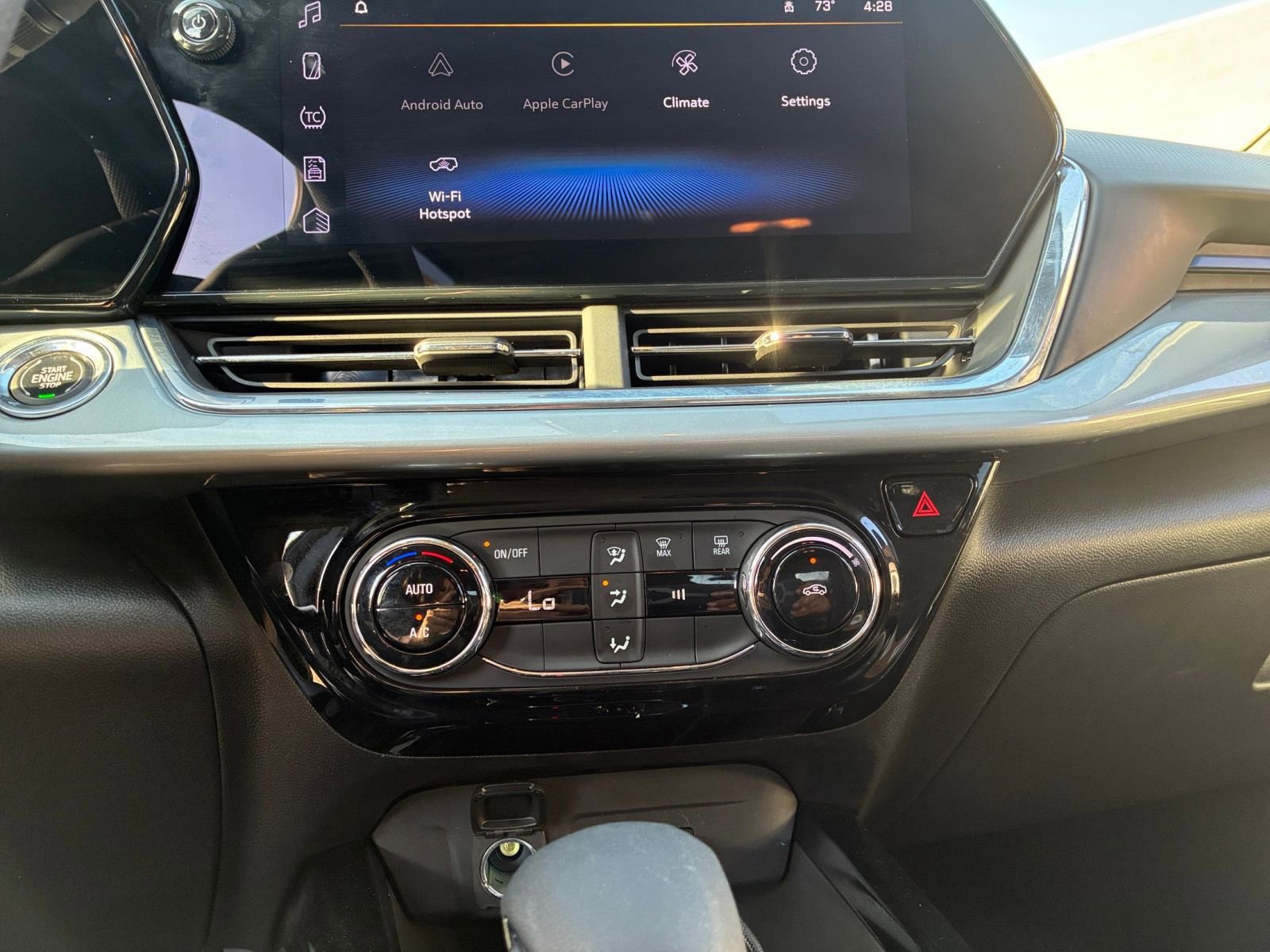 Thumbnail: 2025 Chevrolet Trax - 17