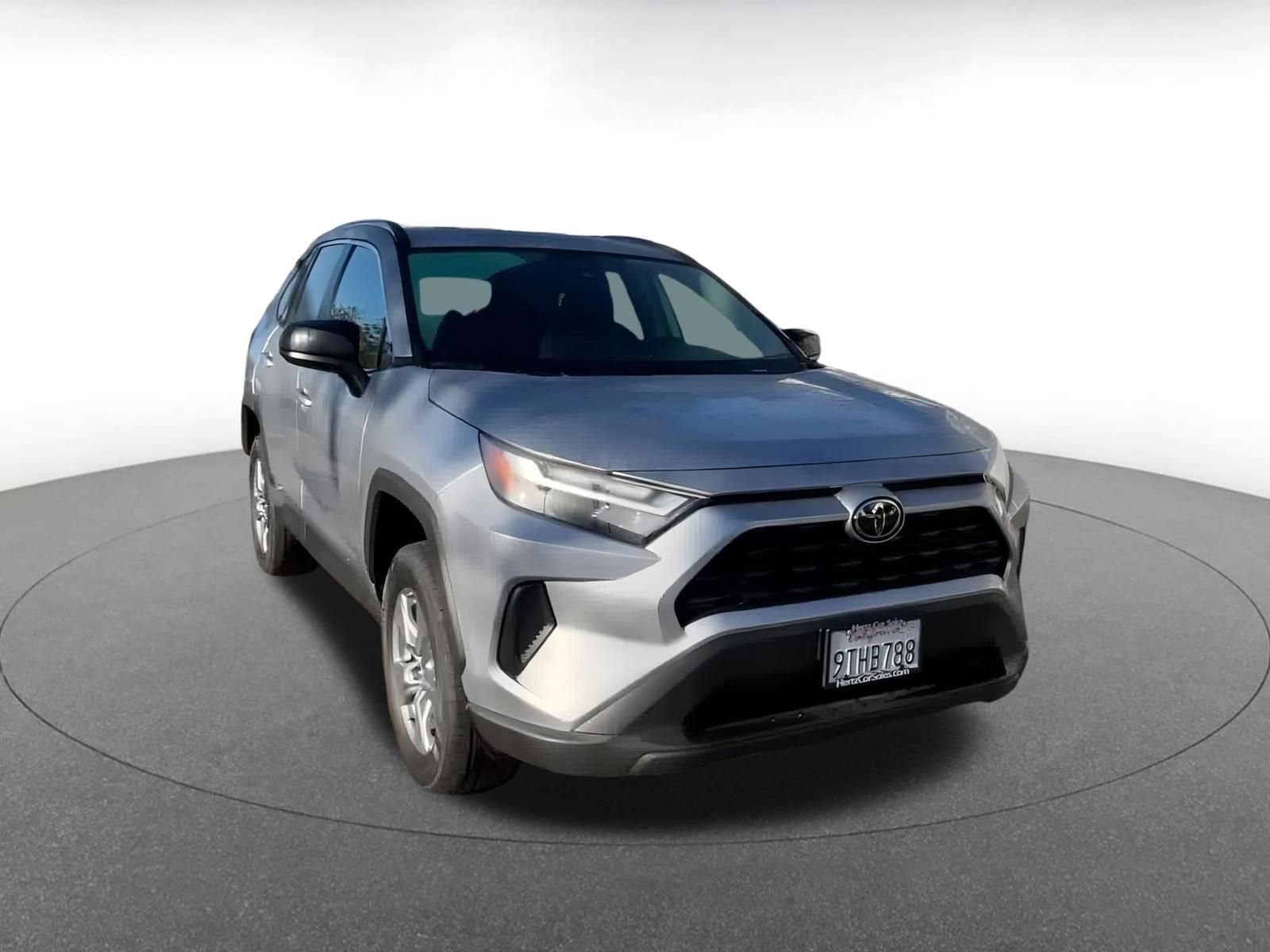 Thumbnail: 2025 Toyota RAV4 - 3