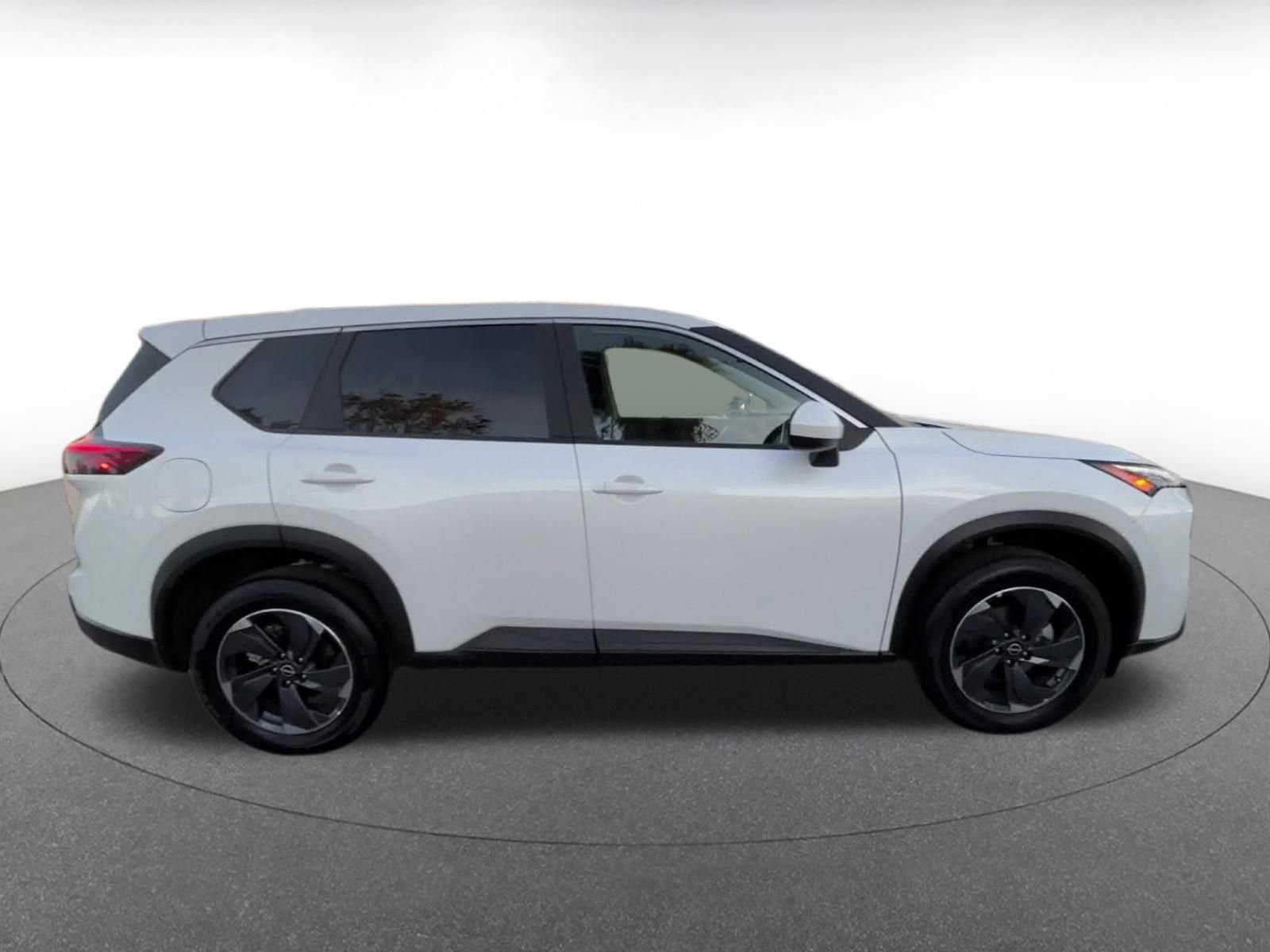 Thumbnail: 2025 Nissan Rogue - 16