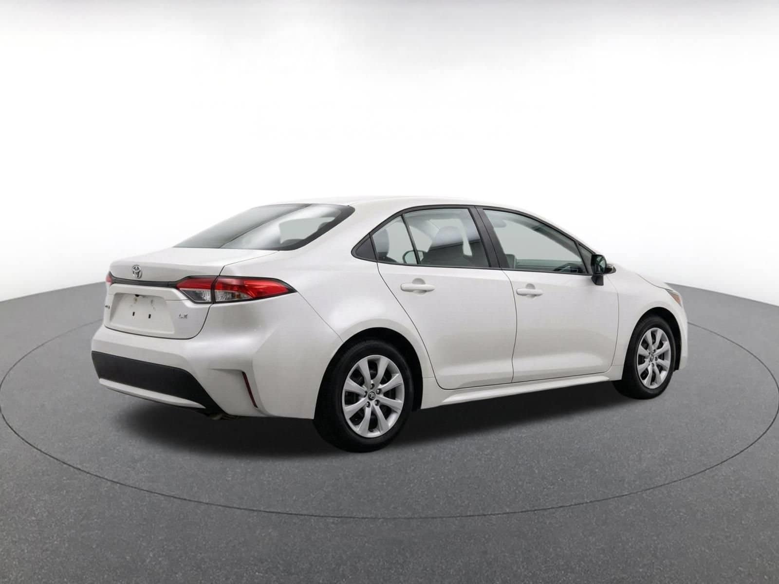 Thumbnail: 2025 Toyota Corolla - 8