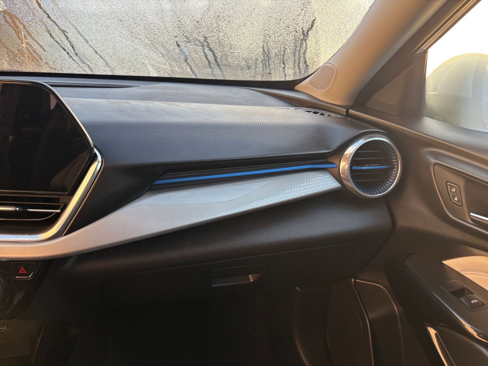 Thumbnail: 2025 Chevrolet Trax - 35