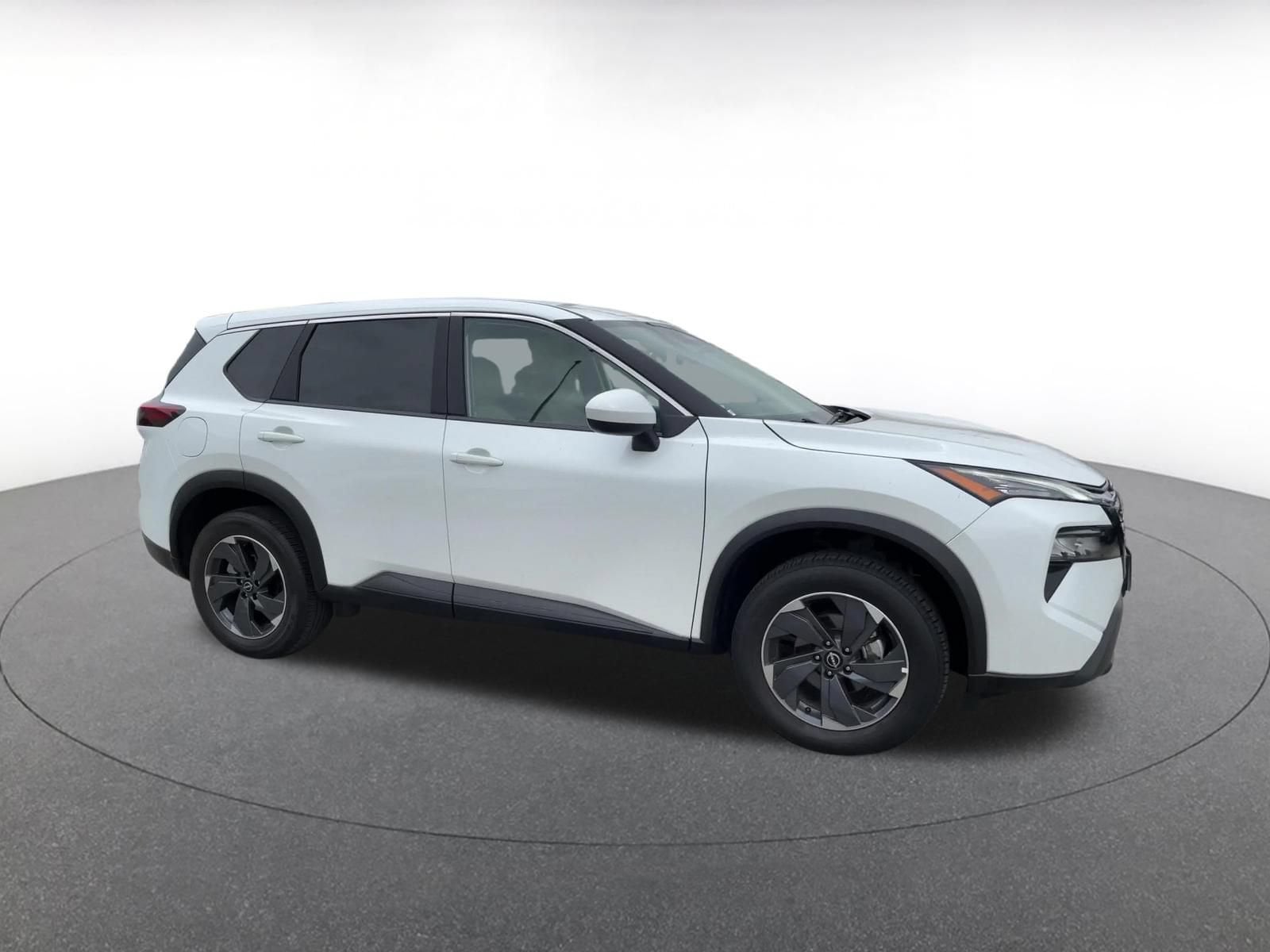 Thumbnail: 2025 Nissan Rogue - 2