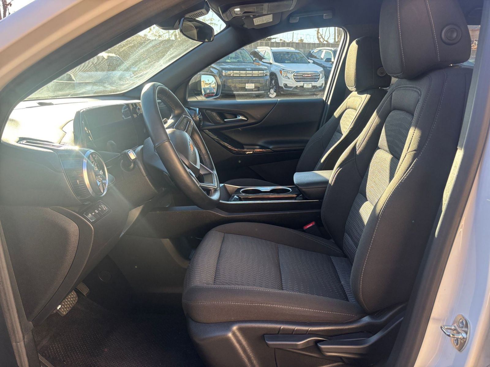 Thumbnail: 2025 Chevrolet Equinox - 27