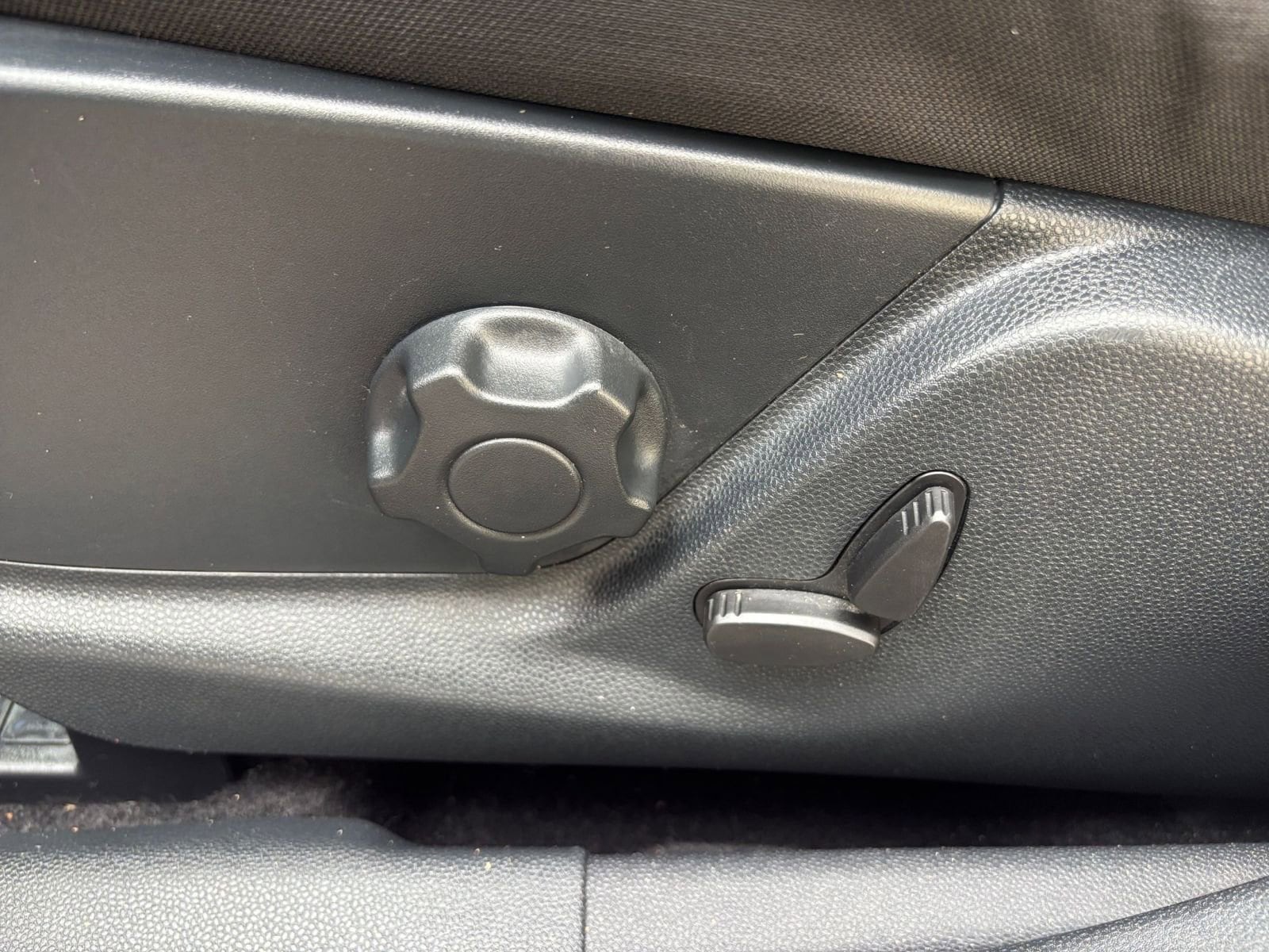 Thumbnail: 2019 Ford EcoSport - 23