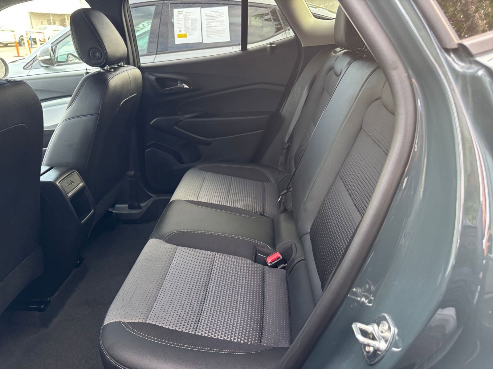 Thumbnail: 2025 Chevrolet Trax - 25