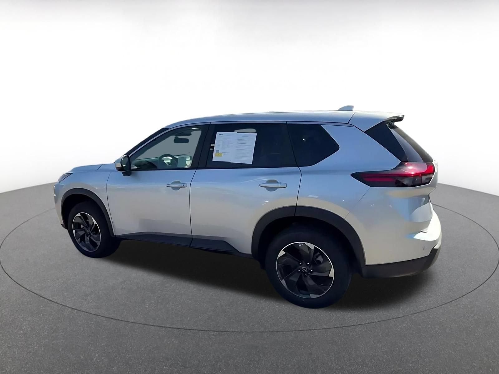 Thumbnail: 2025 Nissan Rogue - 8
