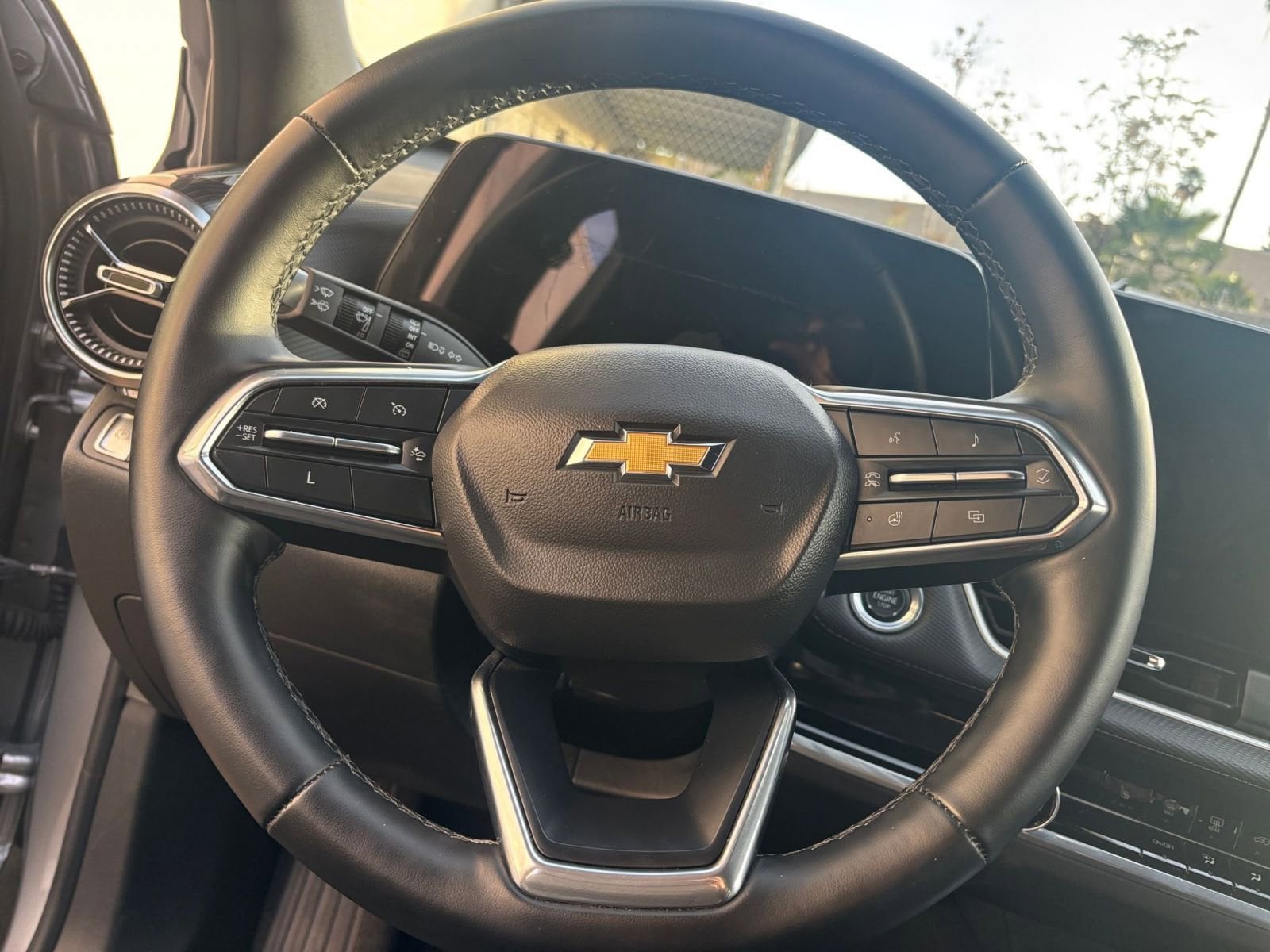 Thumbnail: 2025 Chevrolet Equinox - 28