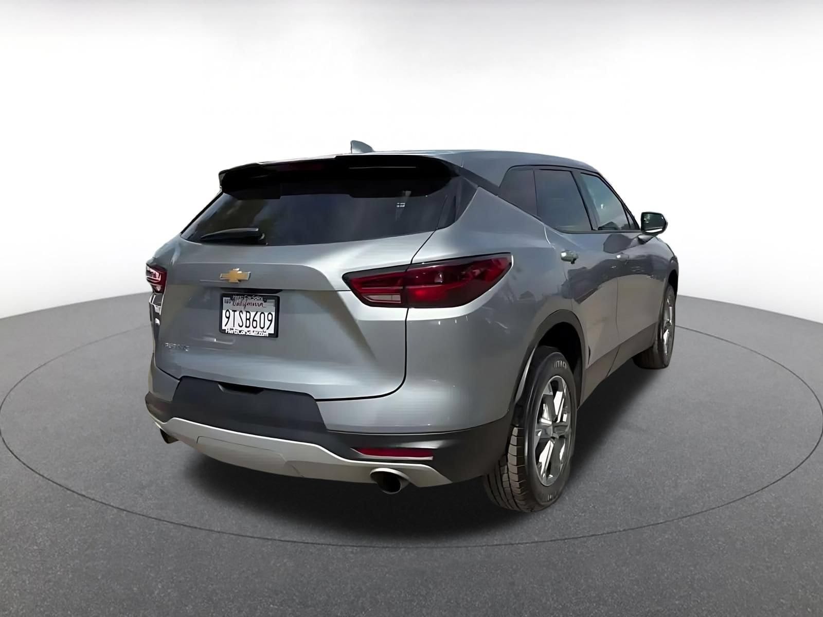 Thumbnail: 2025 Chevrolet Blazer - 13