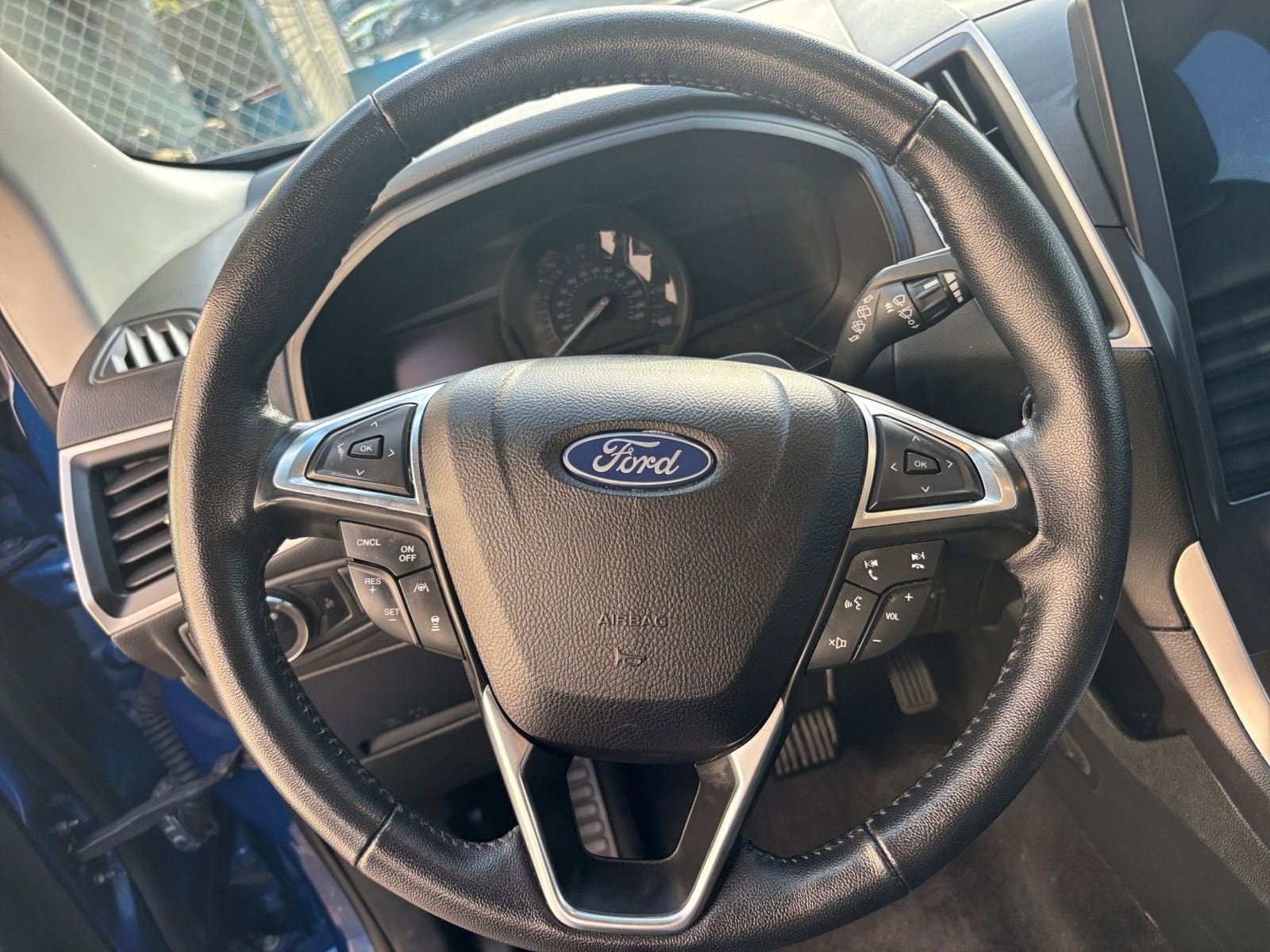 Thumbnail: 2023 Ford Edge - 28